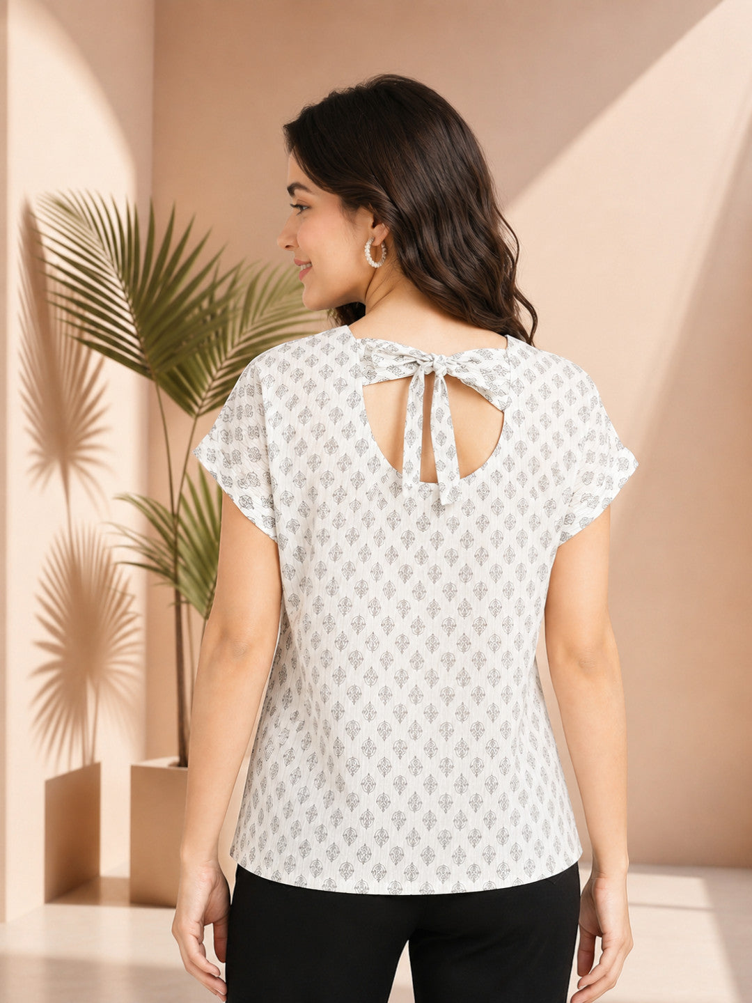 Women White Cotton Top Oxolloxo
