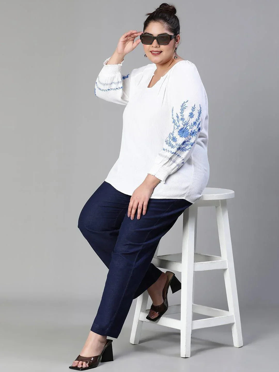 Blinged white embroidered plus size women Loopy Top - oxolloxo