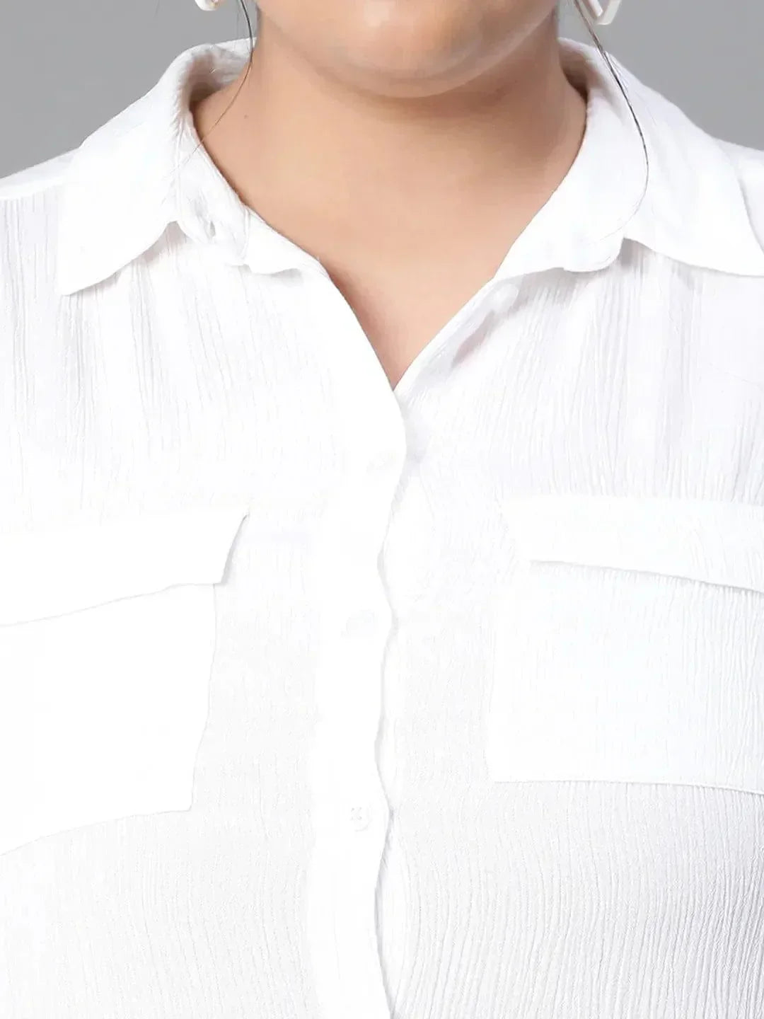 Ethereal White Collared Sleeveless Plus Size Shirt - oxolloxo