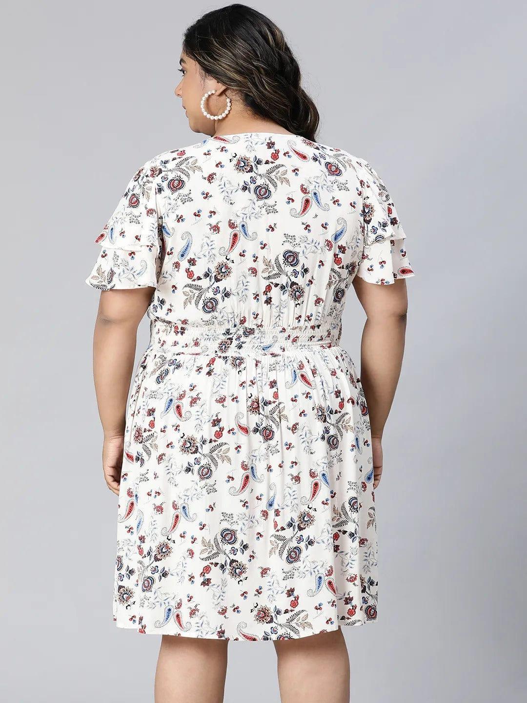 White Floral Print Short Sleeve Knee-Length Plus Size Curvy Dress - oxolloxo