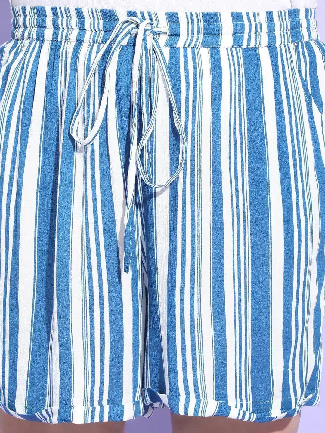 Slight Blue Stripe Print Tie Up Detailing Plus Size Shorts - oxolloxo