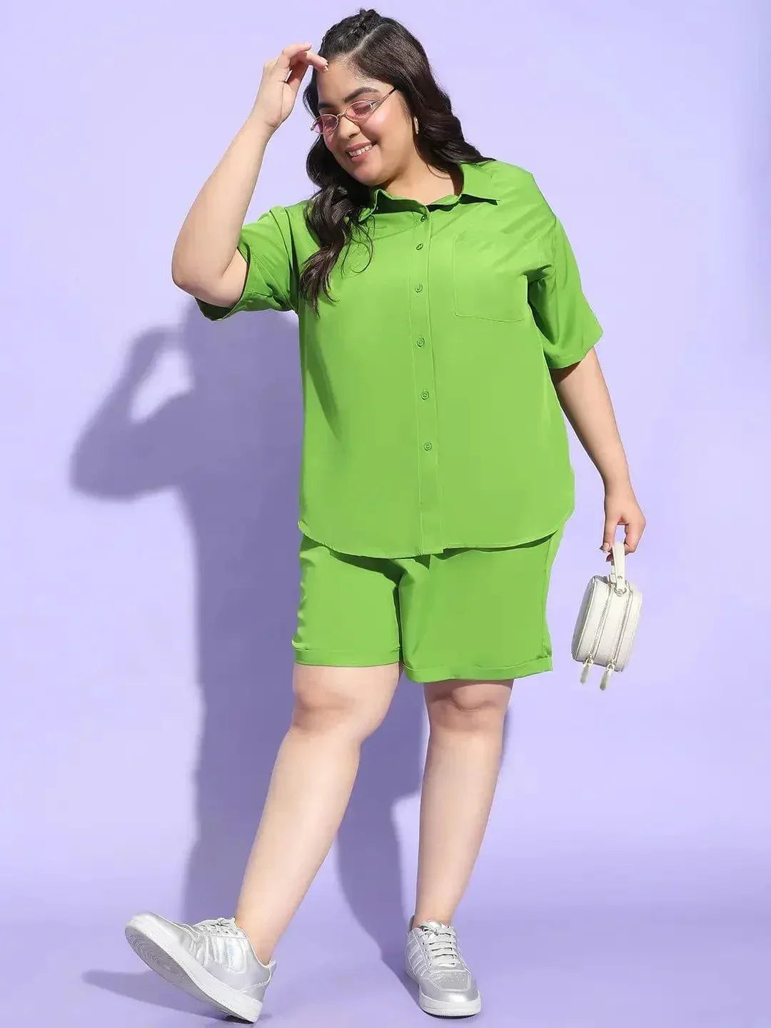 Unique Green Button Down Short Sleeve Plus Size Shirt - oxolloxo