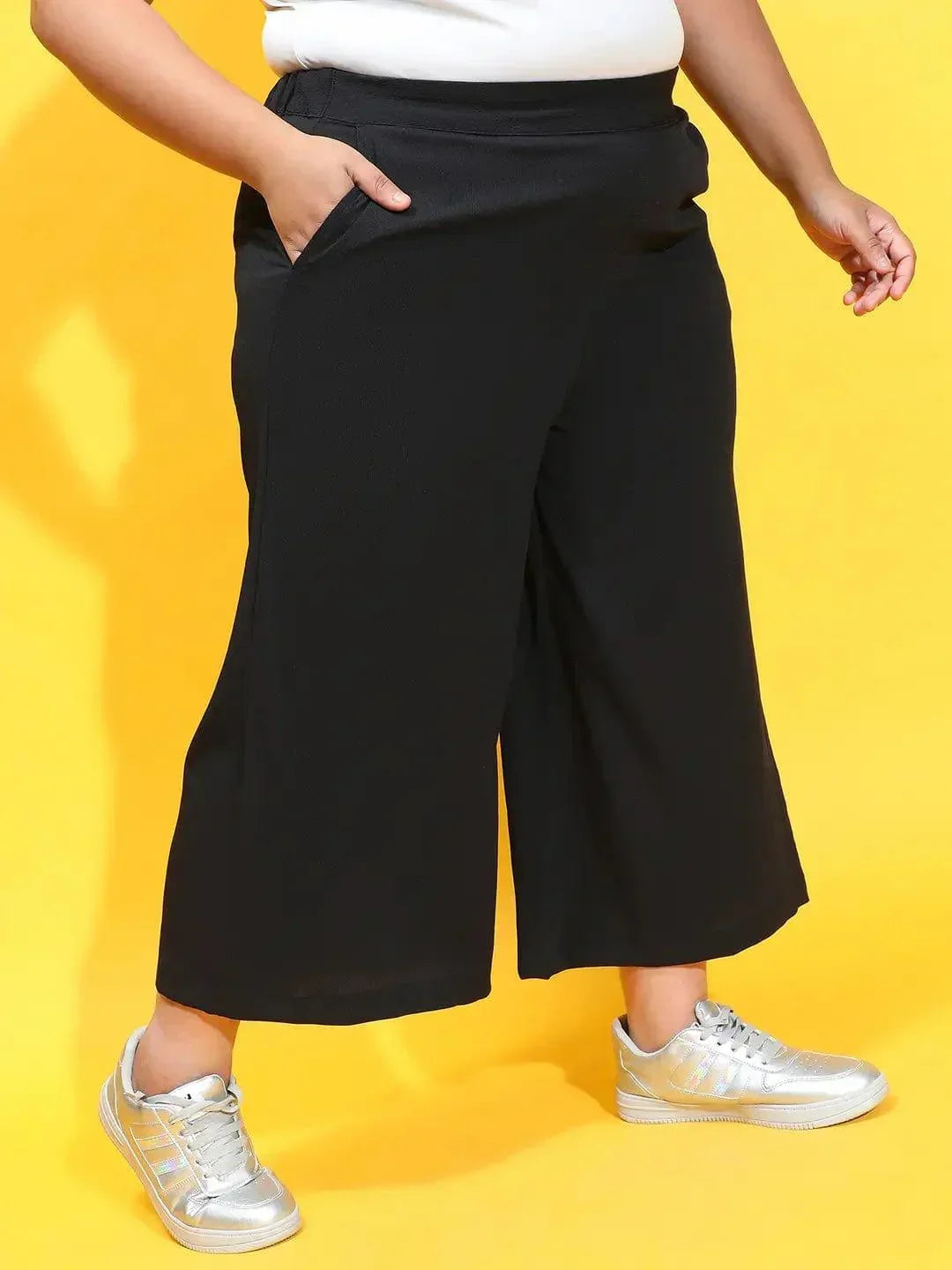 Brand New Solid Black Elasticated Plus Size Culottes - oxolloxo