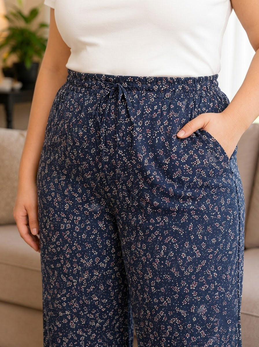 Plus Size Navy Blue Floral Print Pant