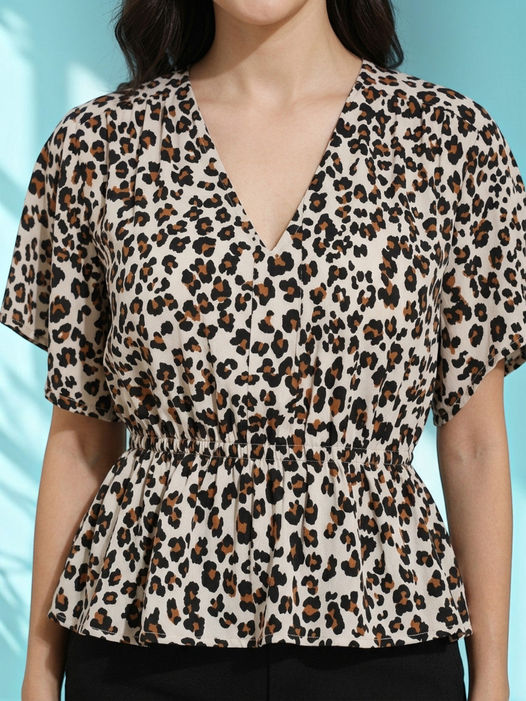 Leopard print peplum top with V-neck and short sleeves for women's fashion