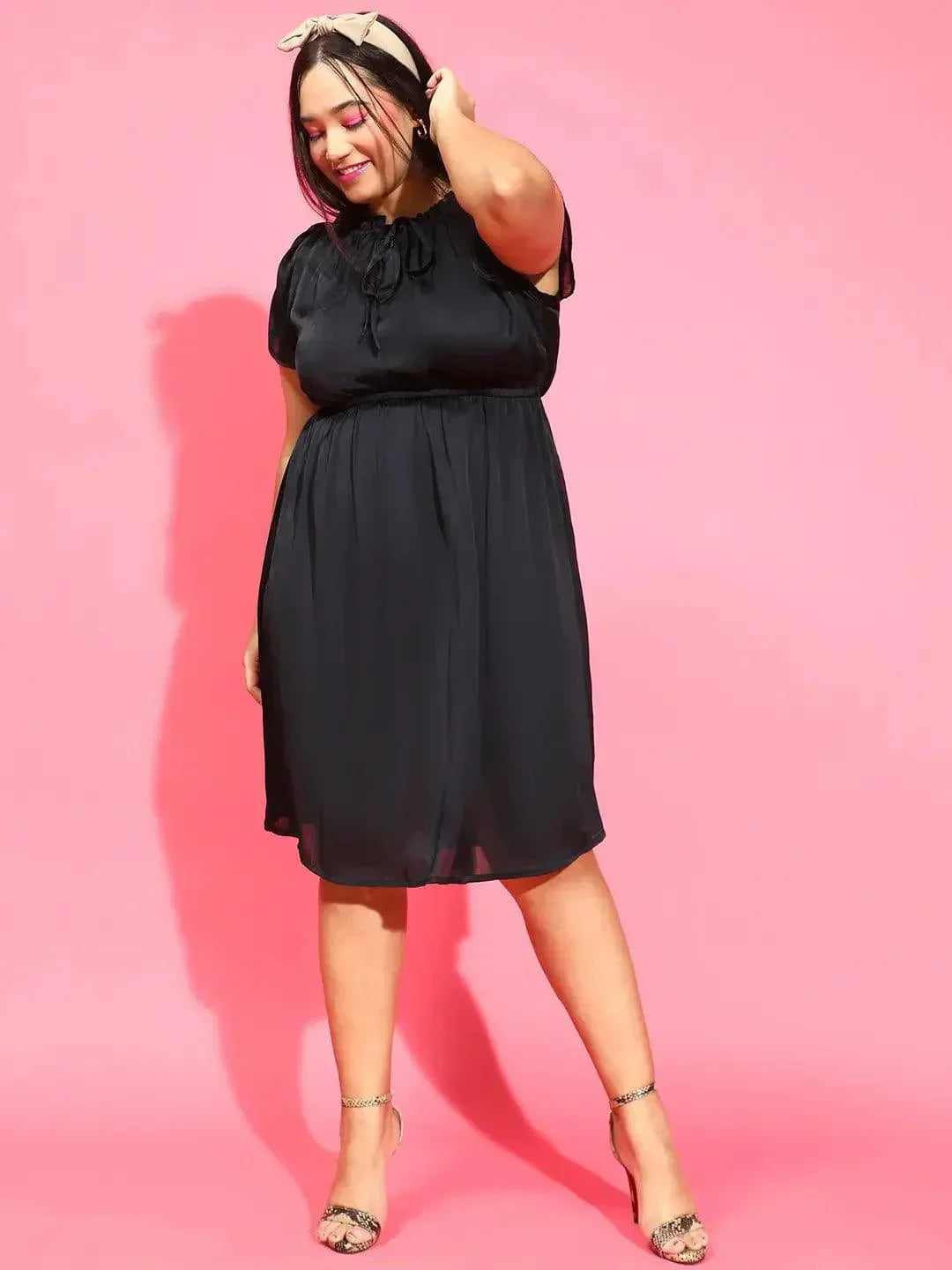 Smooth Black Ruffle Detailed Plus Size Curvy Satin Chiffon Dress - oxolloxo