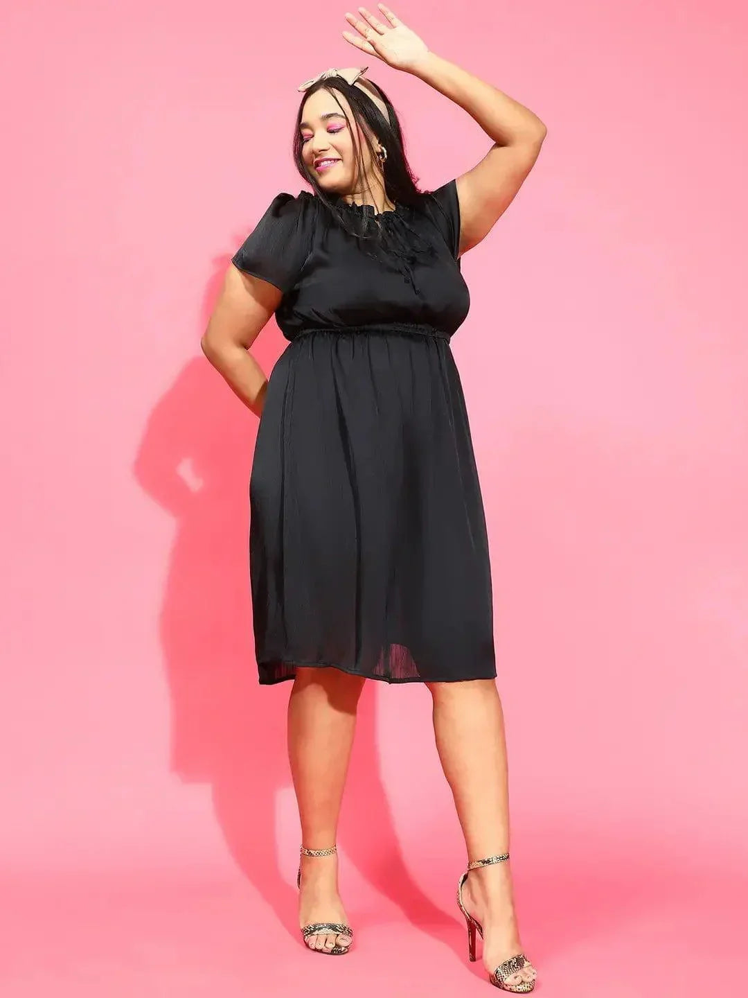 Smooth Black Ruffle Detailed Plus Size Curvy Satin Chiffon Dress - oxolloxo