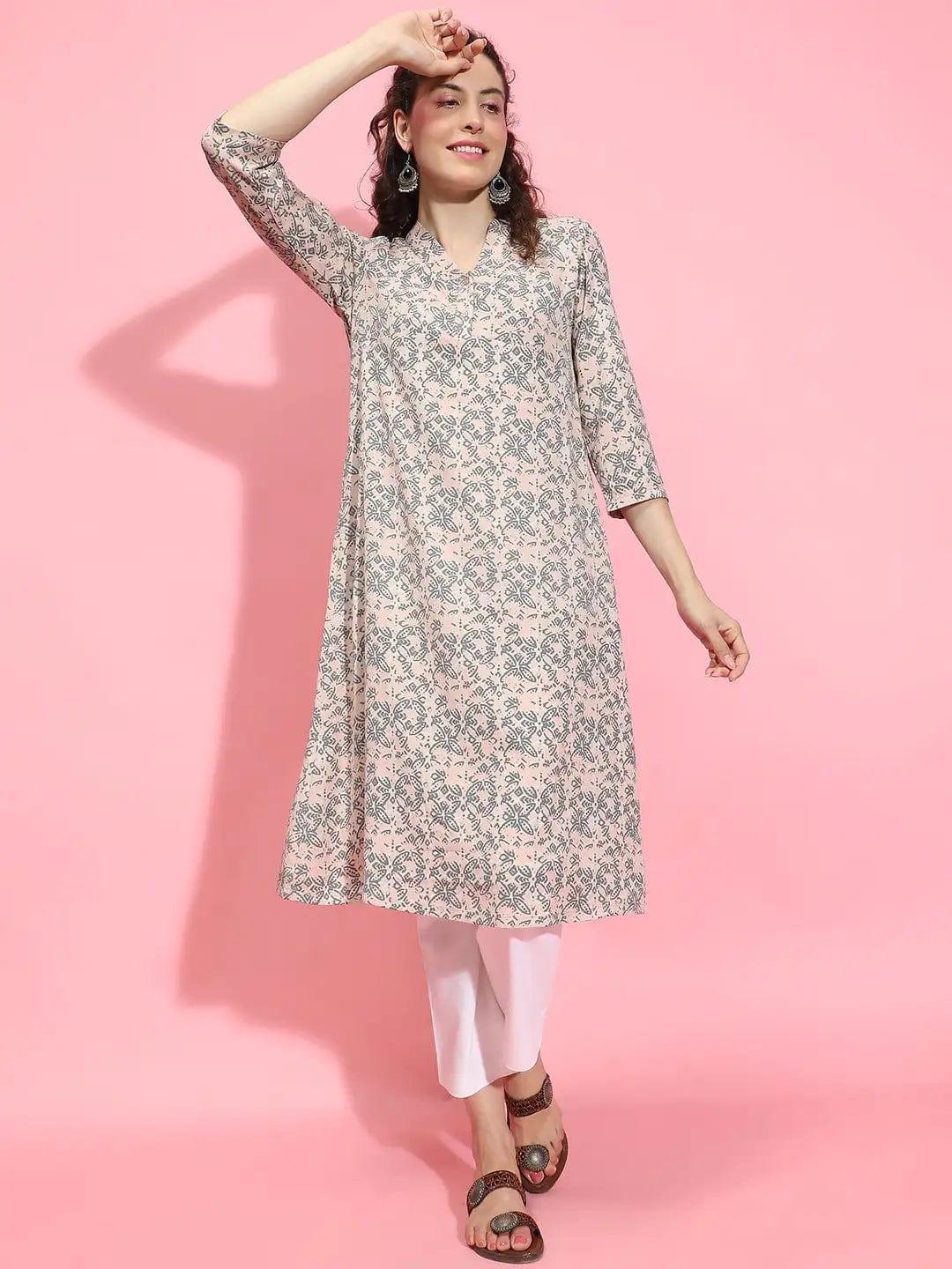 Rose Pink Floral Print V-Neck 3/4 Sleeve Tunic for Women of All Ages - oxolloxo