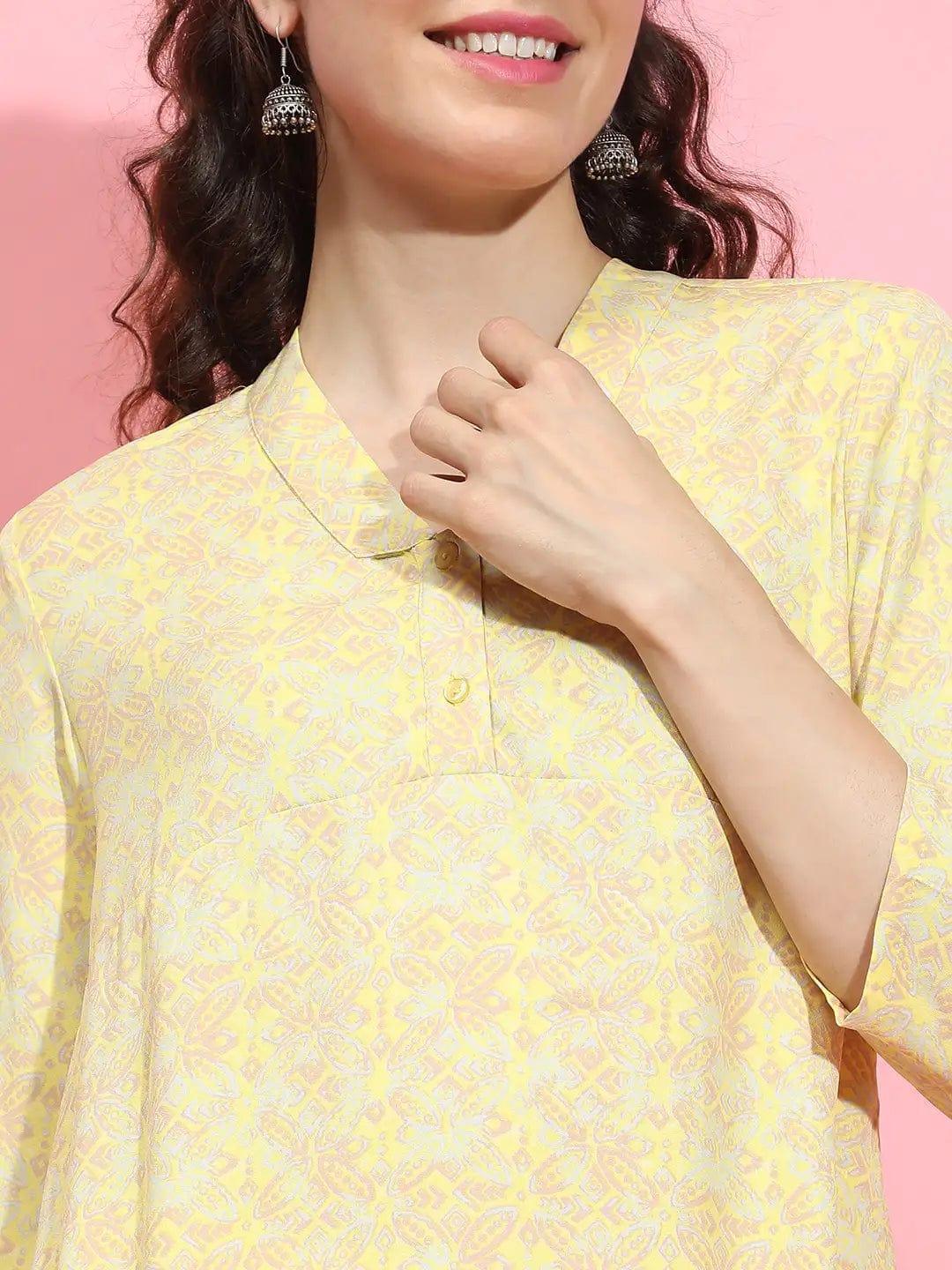 Lit Yellow Floral Print V-Neck 3/4 Sleeve Tunic for Women of All Ages - oxolloxo