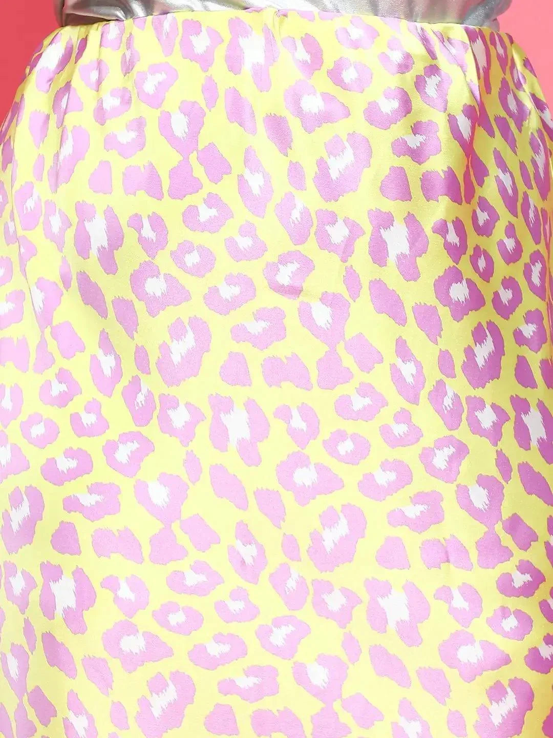 Revamped Yellow Animal Prin Knee-Length Women Plus Skirt - oxolloxo