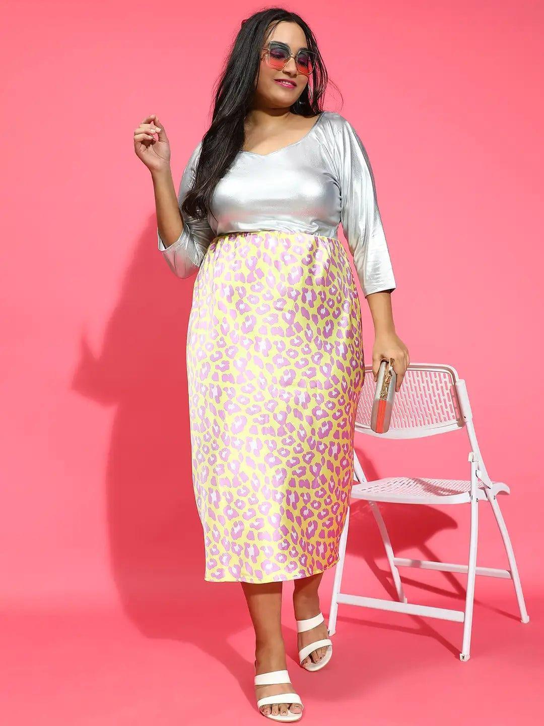 Revamped Yellow Animal Prin Knee-Length Women Plus Skirt - oxolloxo