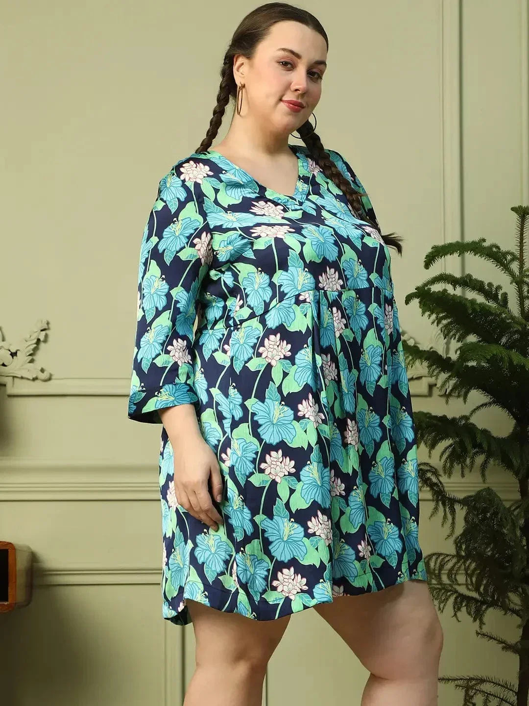 Plus Size Multicolor Floral Print V-Neck Long Sleeve Knee Length Dress - oxolloxo