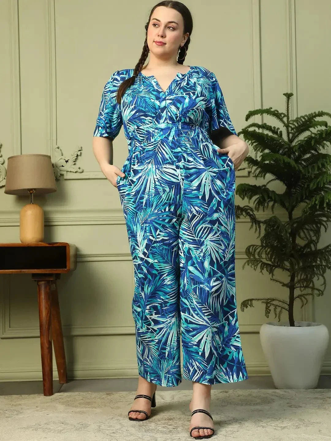 Leading Blue Floral Print Short Sleeve Elasticated Plus Size Women Jumpsuit - oxolloxo