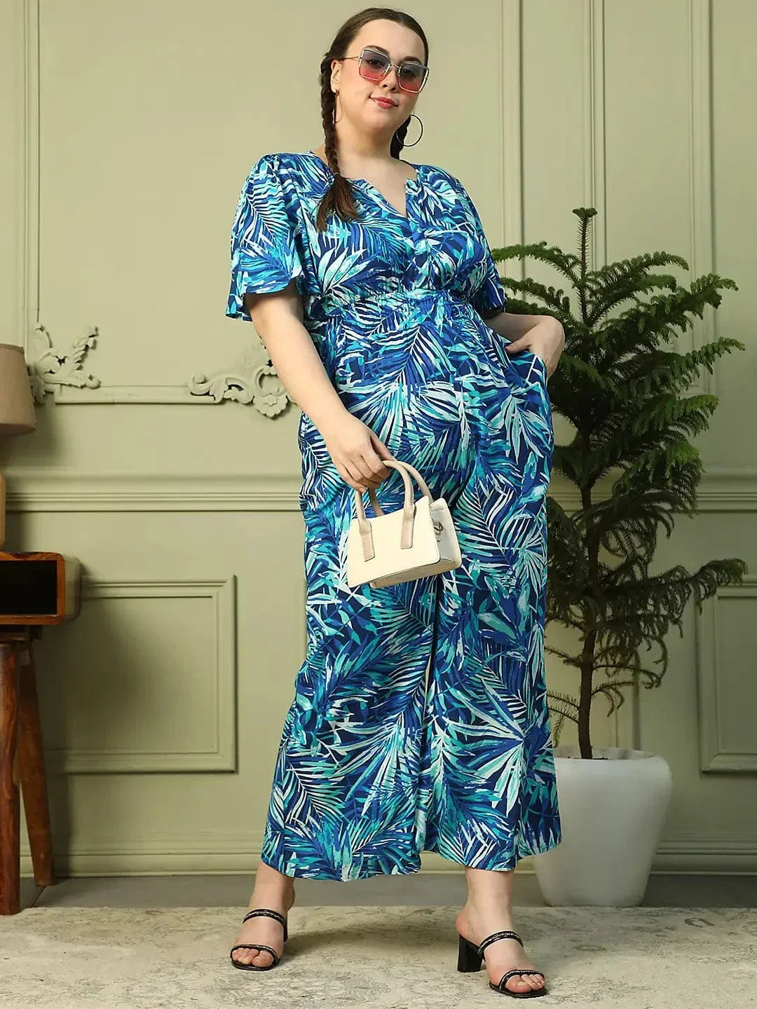 Leading Blue Floral Print Short Sleeve Elasticated Plus Size Women Jumpsuit - oxolloxo