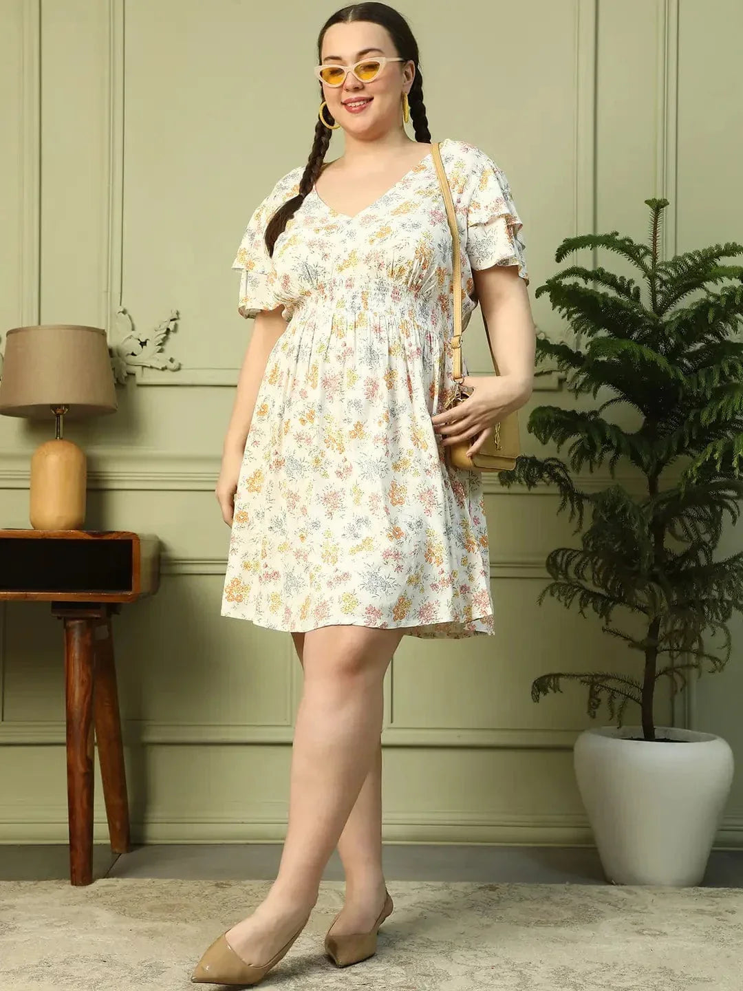 Exquisite White Floral Print Short Sleeve Elasticated Smocking Plus Size Women Dress - oxolloxo