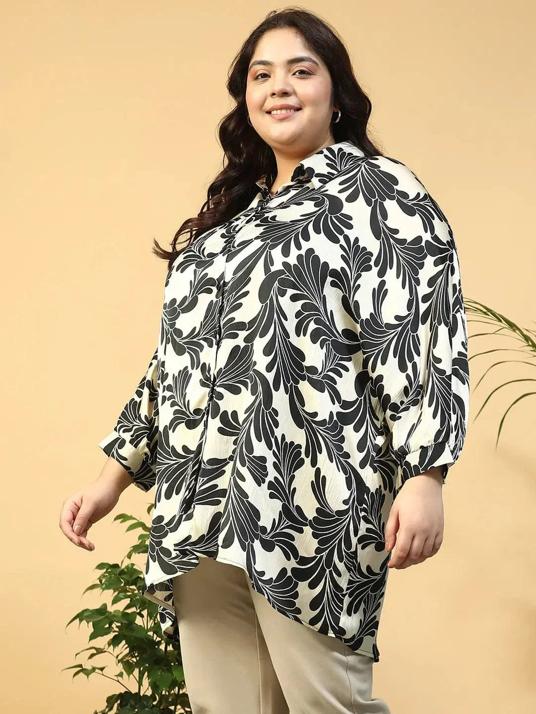 Sizzle Black Floral Print Short Sleeve Collared Button Down Plus Size Oversized Shirt - oxolloxo