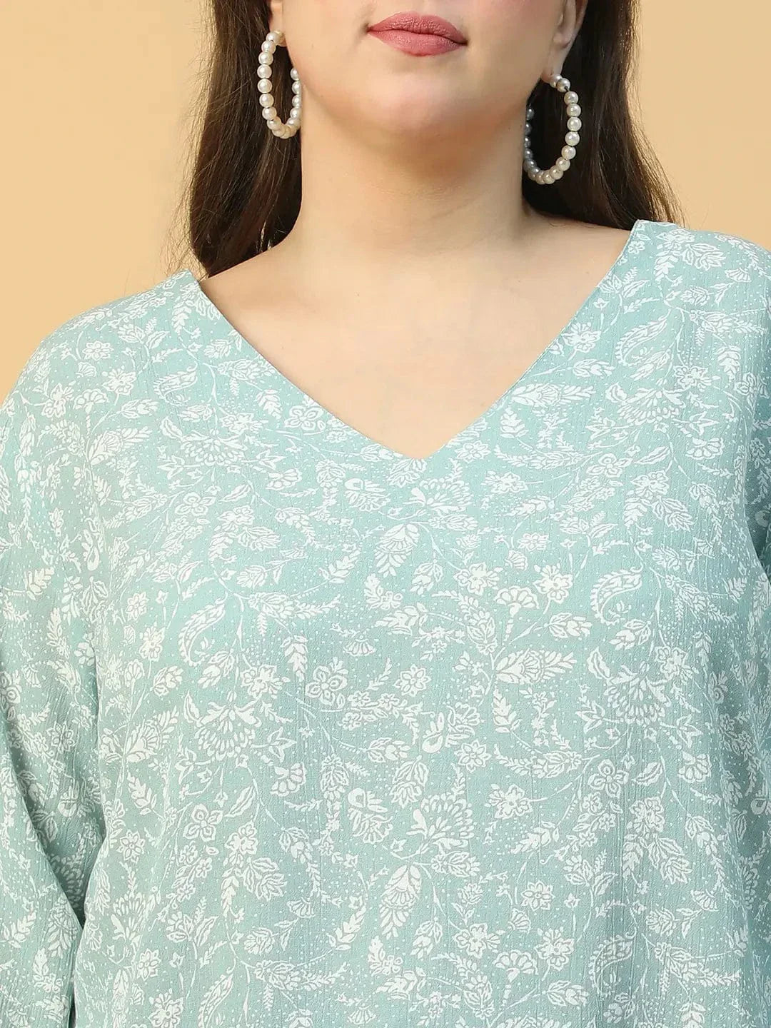 Eccentric Blue Floral Print Long Sleeve With Tie-up Detail Plus Size WomenTop - oxolloxo