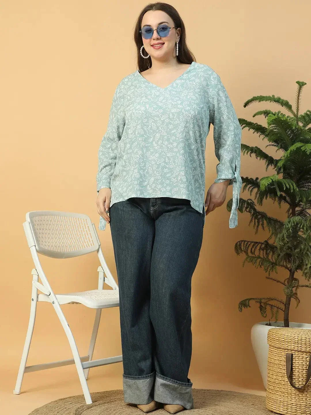 Eccentric Blue Floral Print Long Sleeve With Tie-up Detail Plus Size WomenTop - oxolloxo