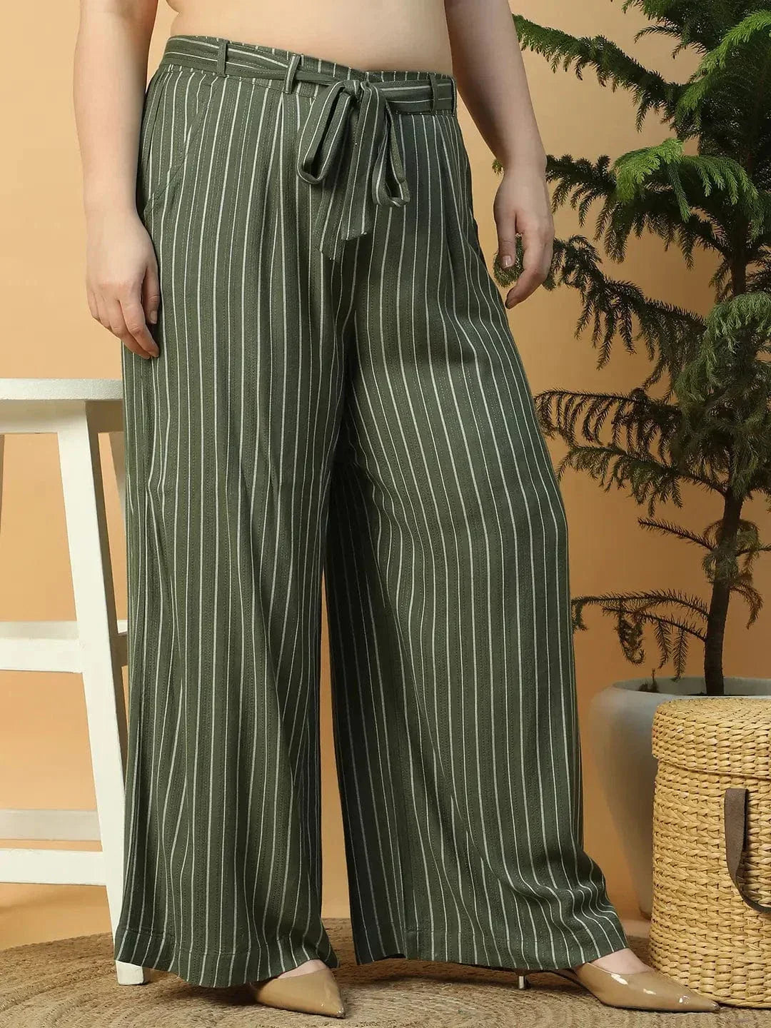 green-elasticated-with-tie-up-waist-belt-stripe-print-straight-plus-size-women-pant