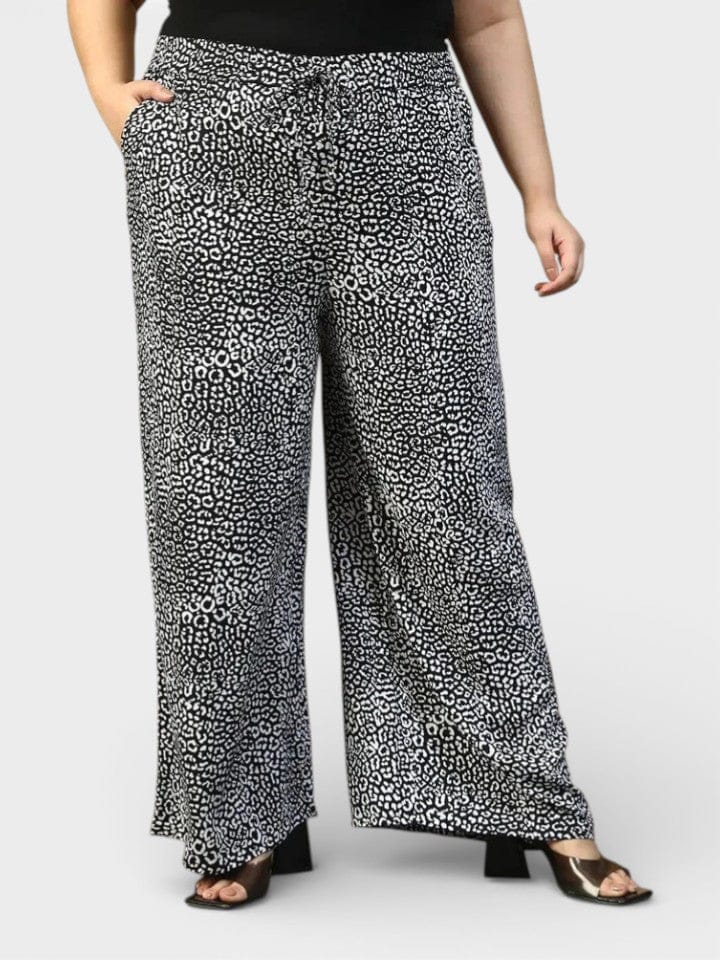 Plus Size Black Animal Print Pant