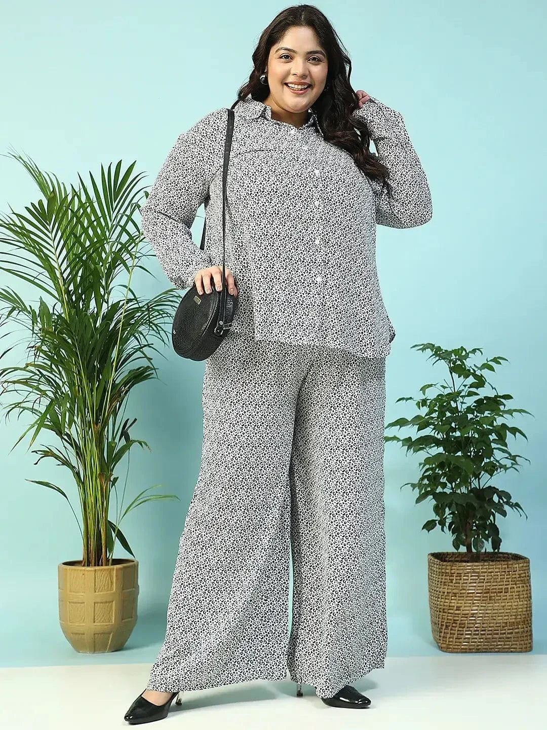 Savage White Animal Print Collared Shirt with Flared Pants Plus Size Women Co-ord Set - oxolloxo