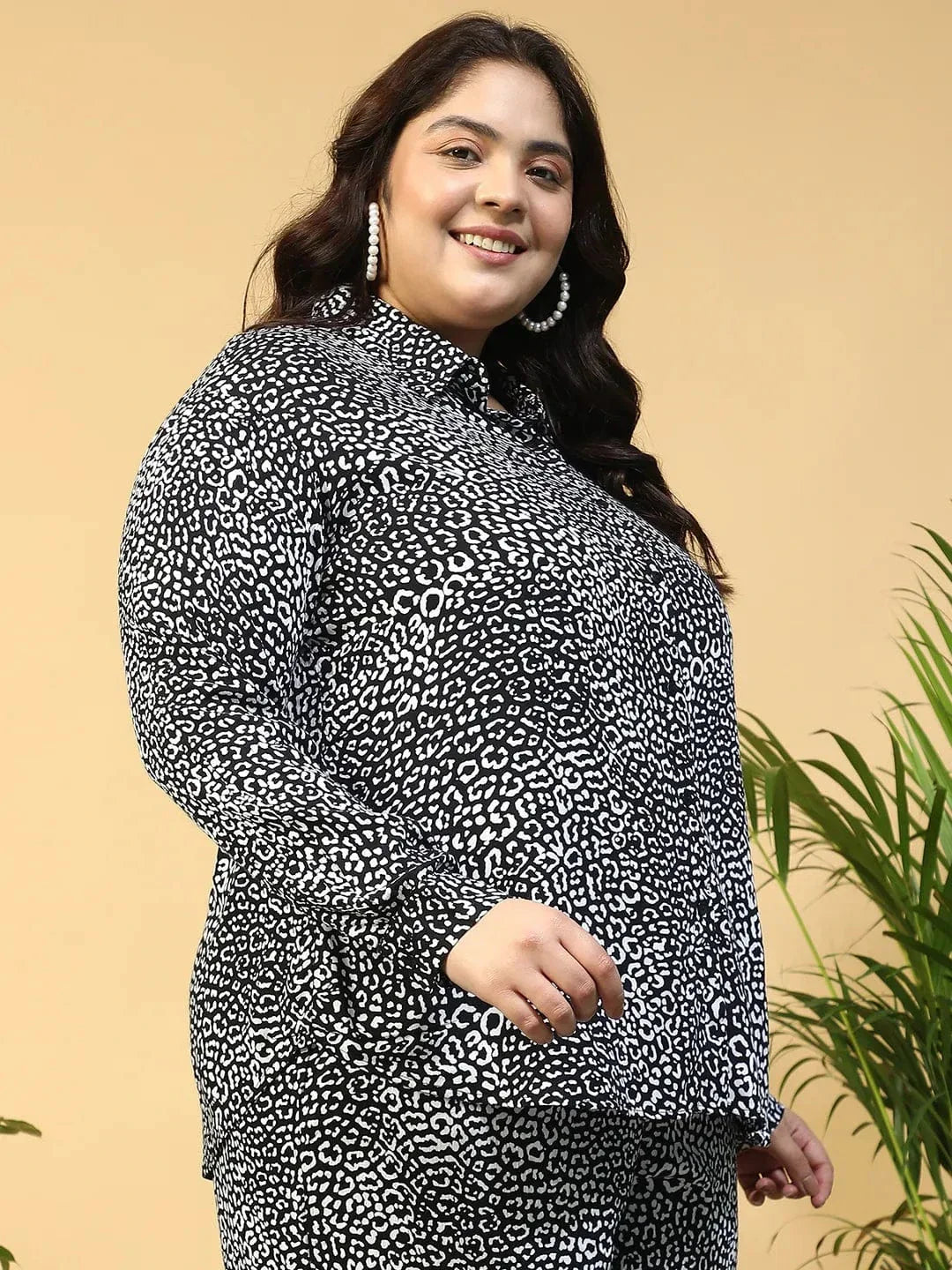 Women Plus Size Black Animal Print Collared Long Sleeve Button Down Women Plus Size Shirt - oxolloxo