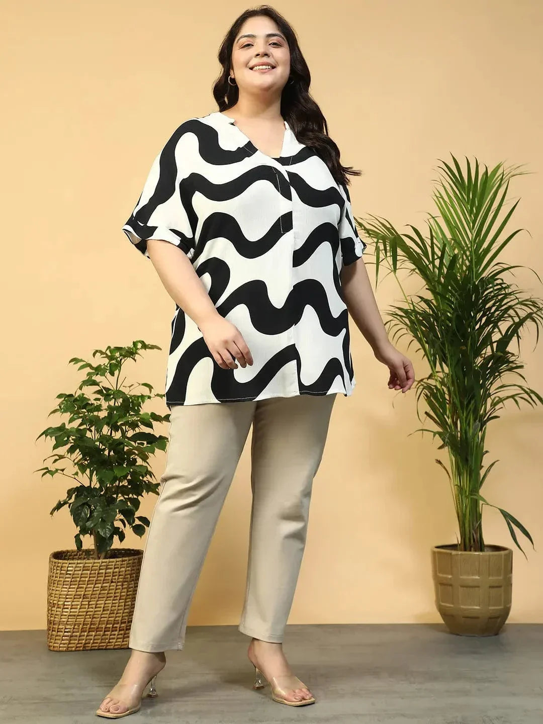 plus-size-top-v-neck-printed