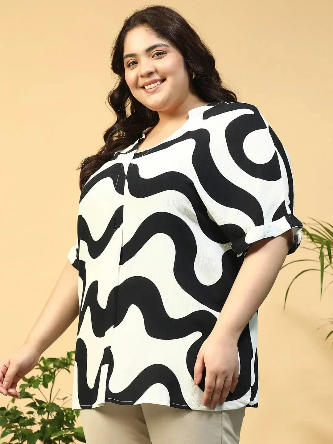 plus-size-top-v-neck-printed