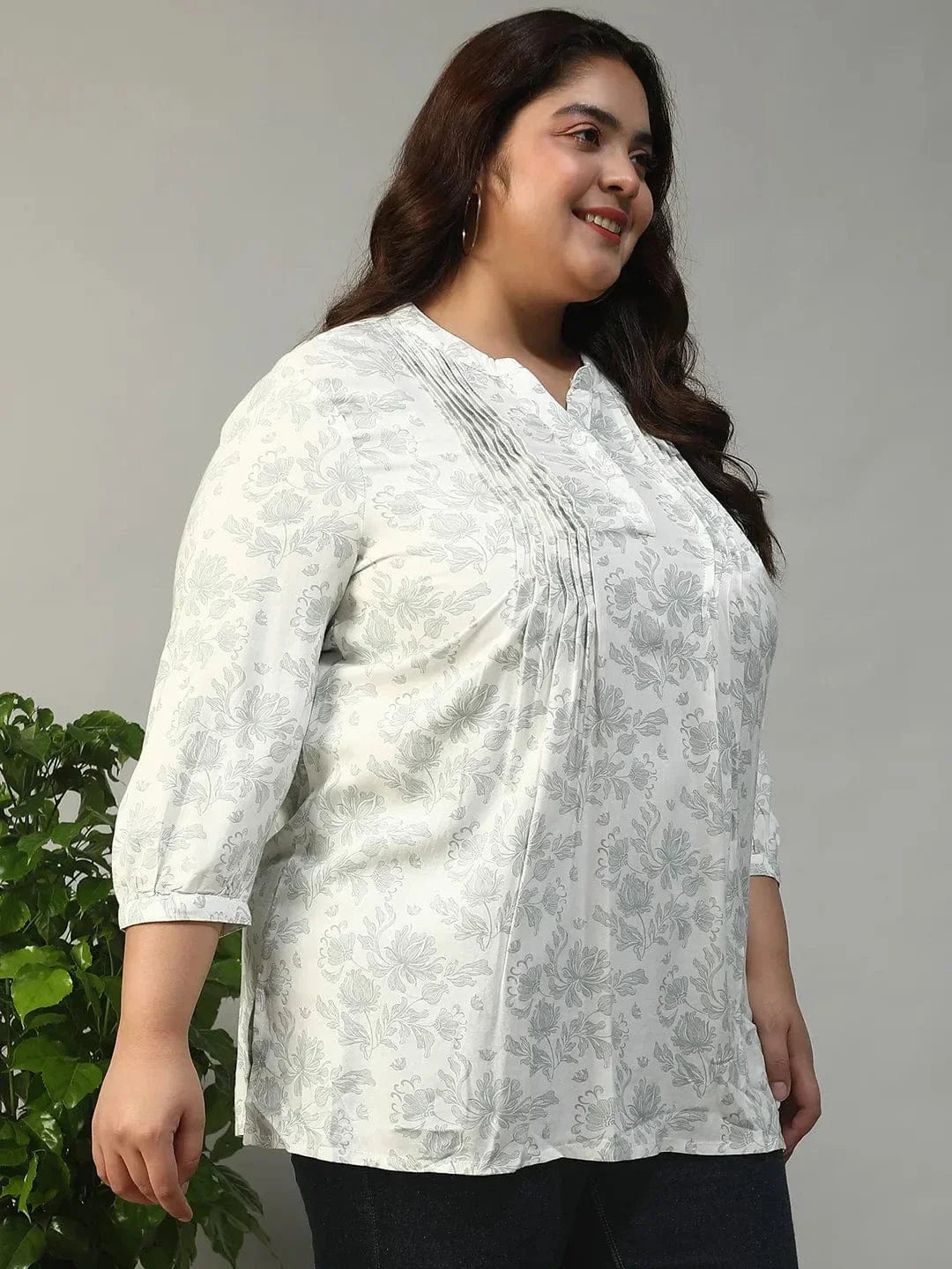 Plus Size White Floral Top