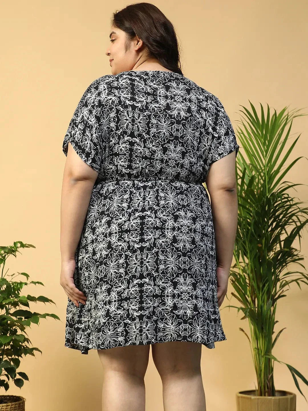 Phantom Black Floral Print Short Sleeve Elasticated With Tie-Up Detail Plus Size Women Beachwear Kaftan - oxolloxo