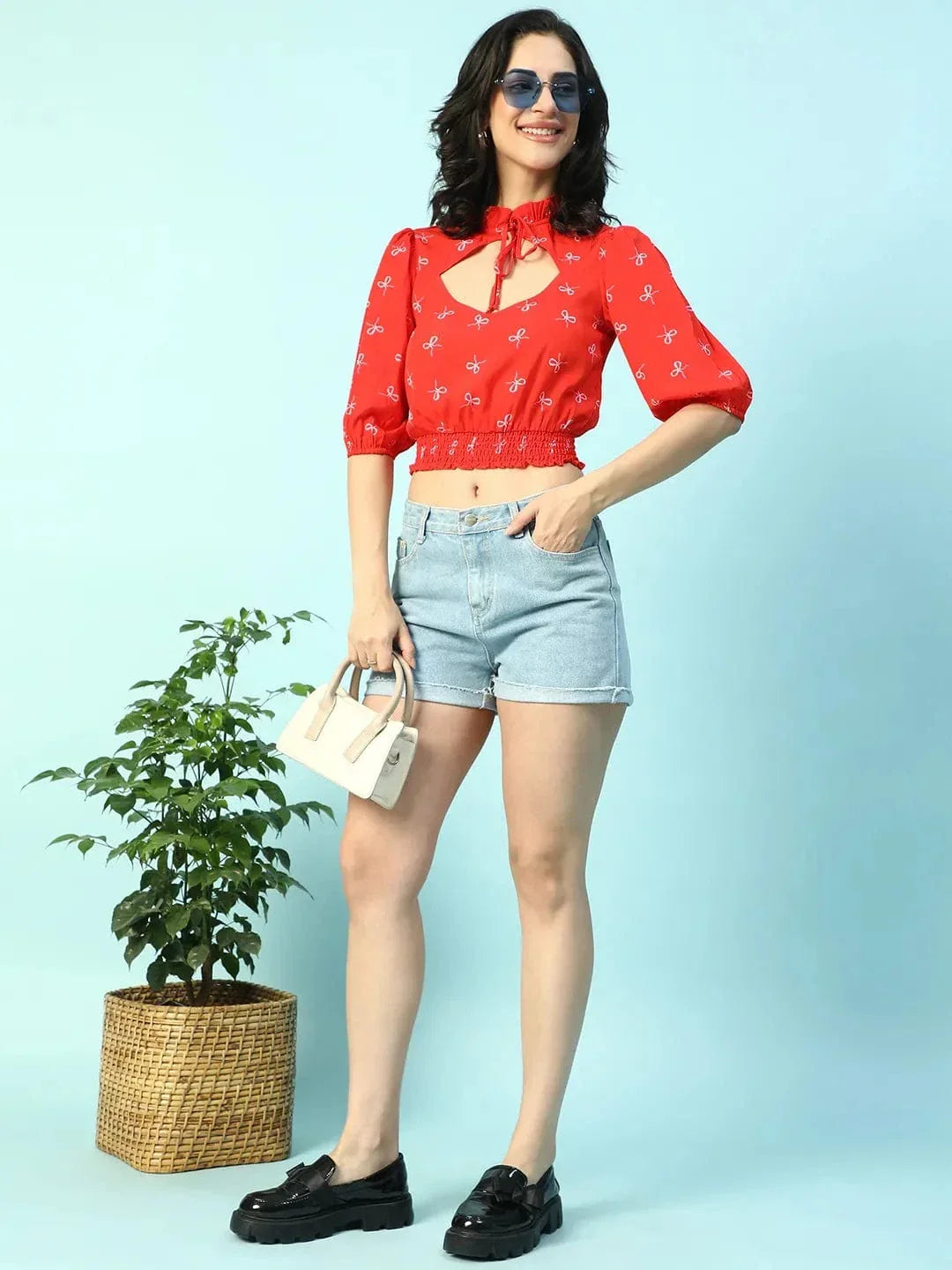 Super Red Floral Print Keyhole Neck Smocking Detail Women Crop Top - oxolloxo