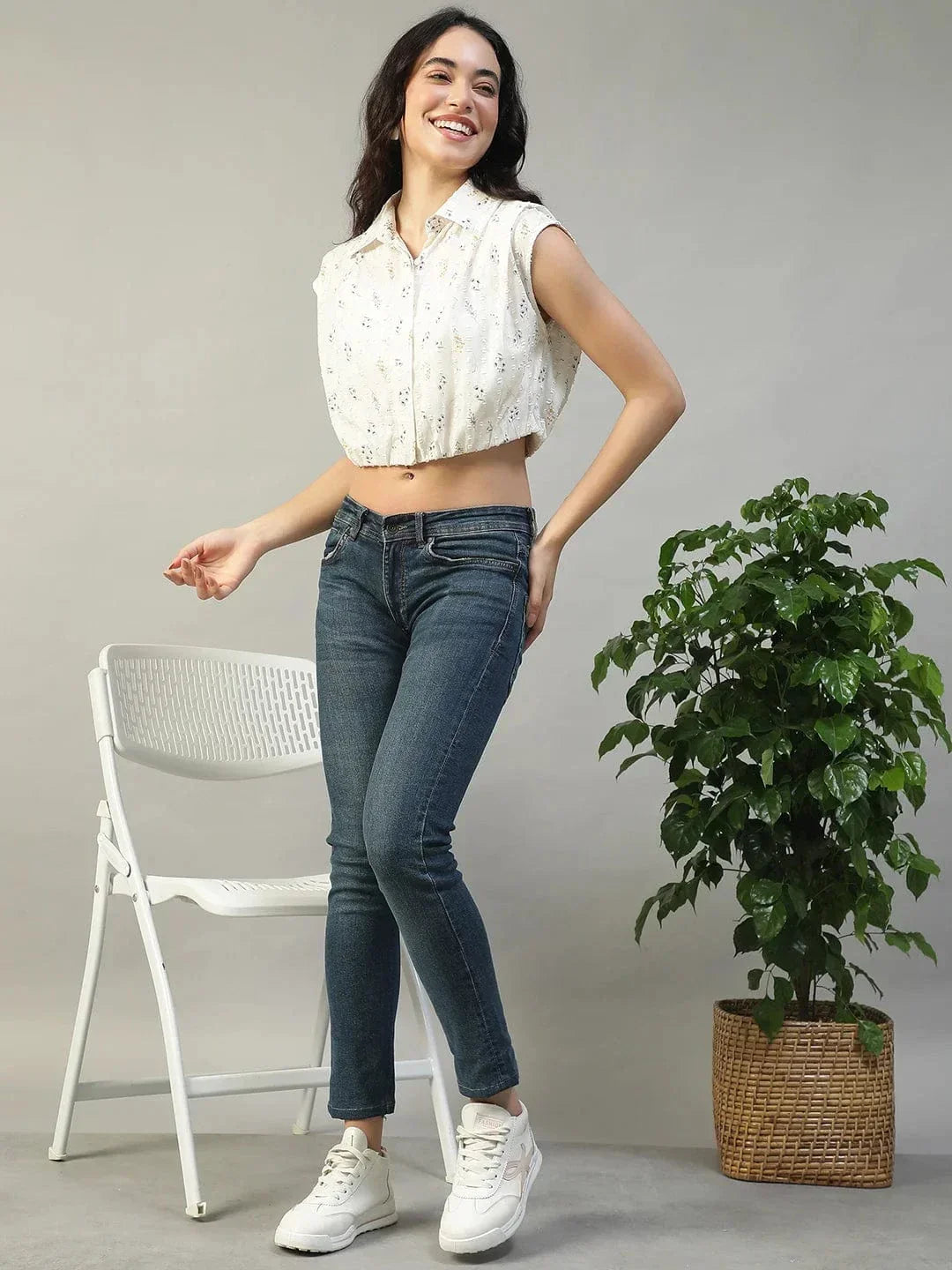 Off White Floral Print Collared Short Sleeve Button Down Women Cotton Dobby Crop Shirt - oxolloxo