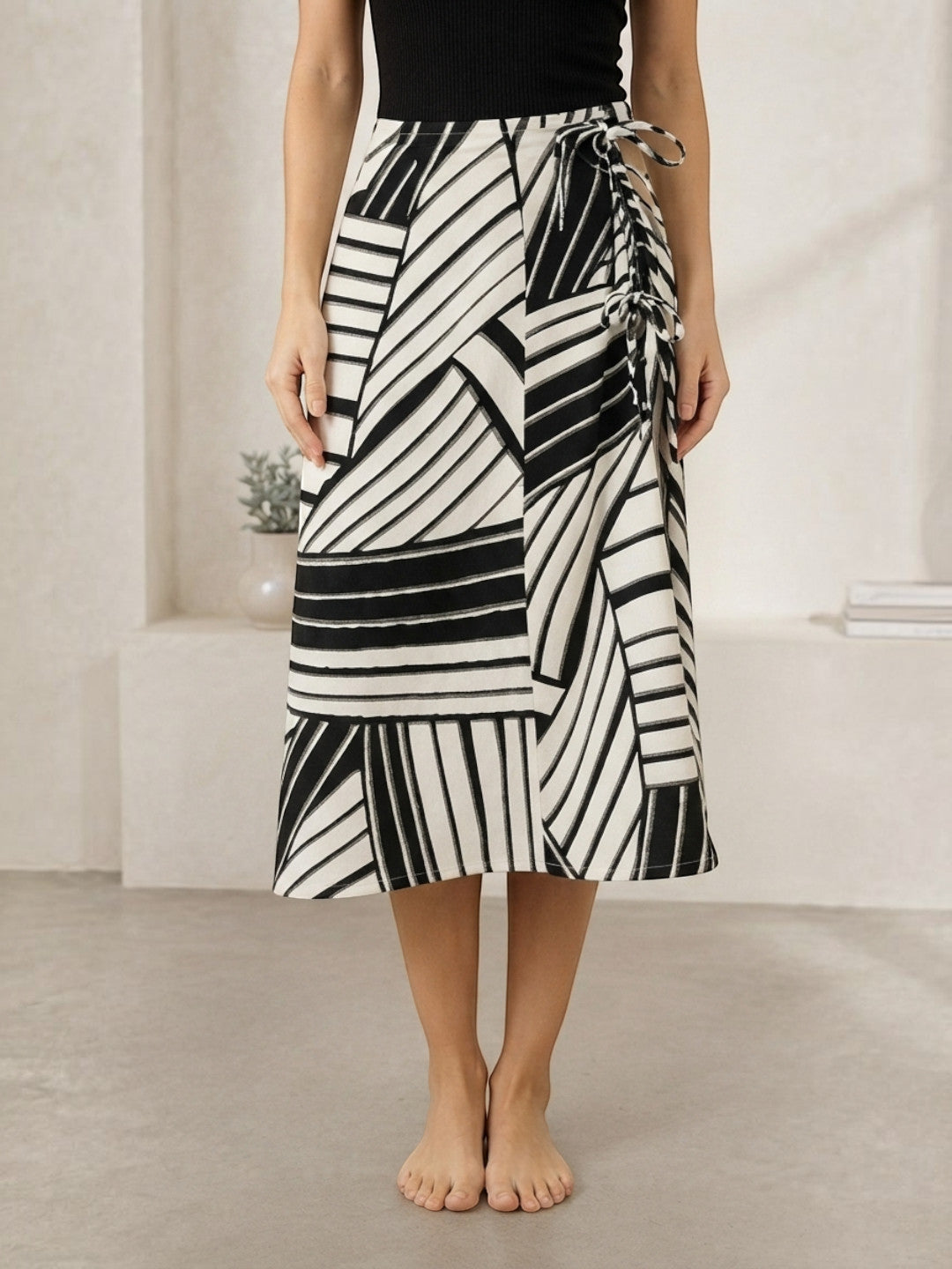 Black Stripe Print Beachwear Skirt