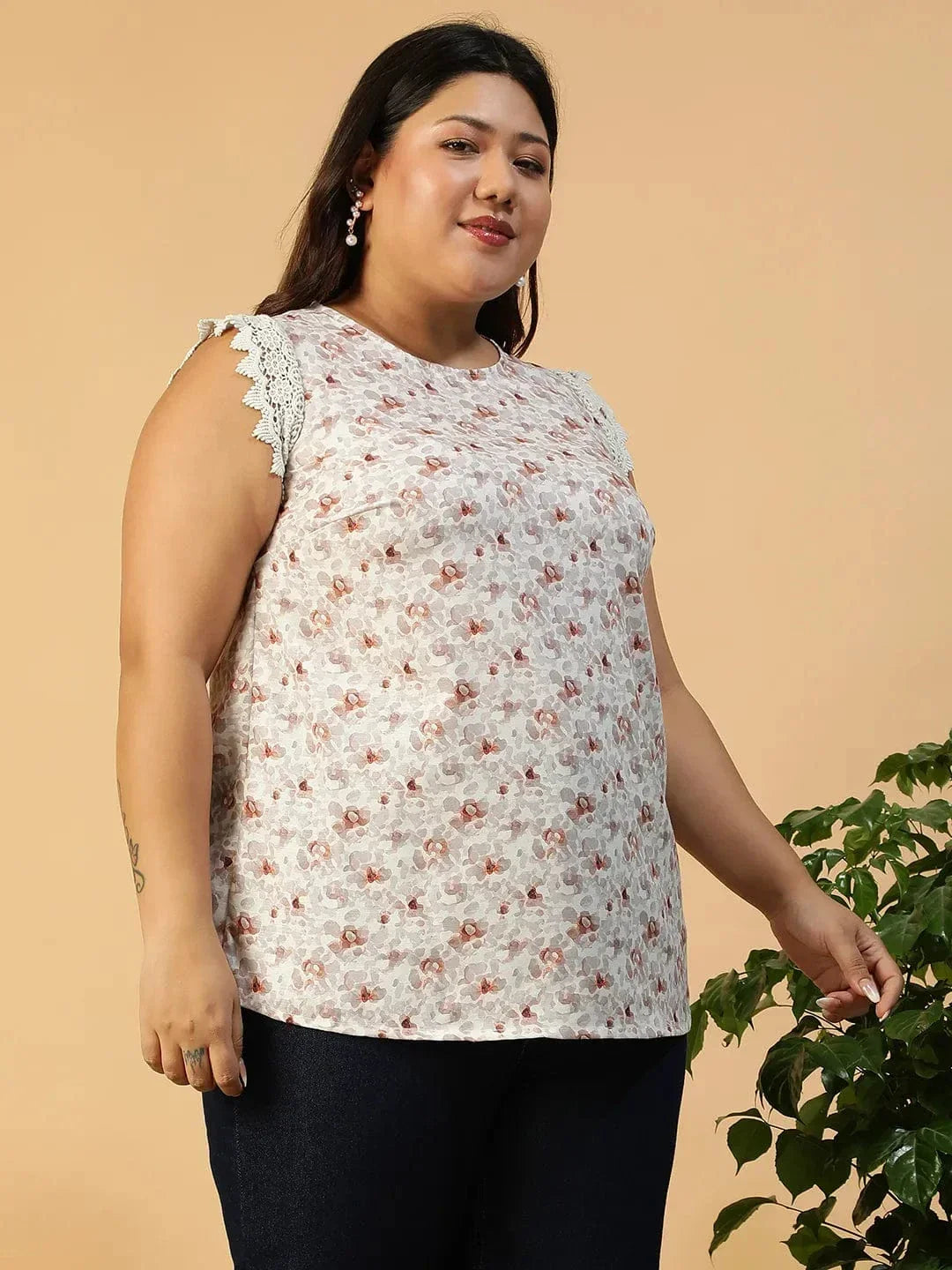 Peach Floral Print Lace Detail Cap Sleeve Plus Size Women Top - oxolloxo
