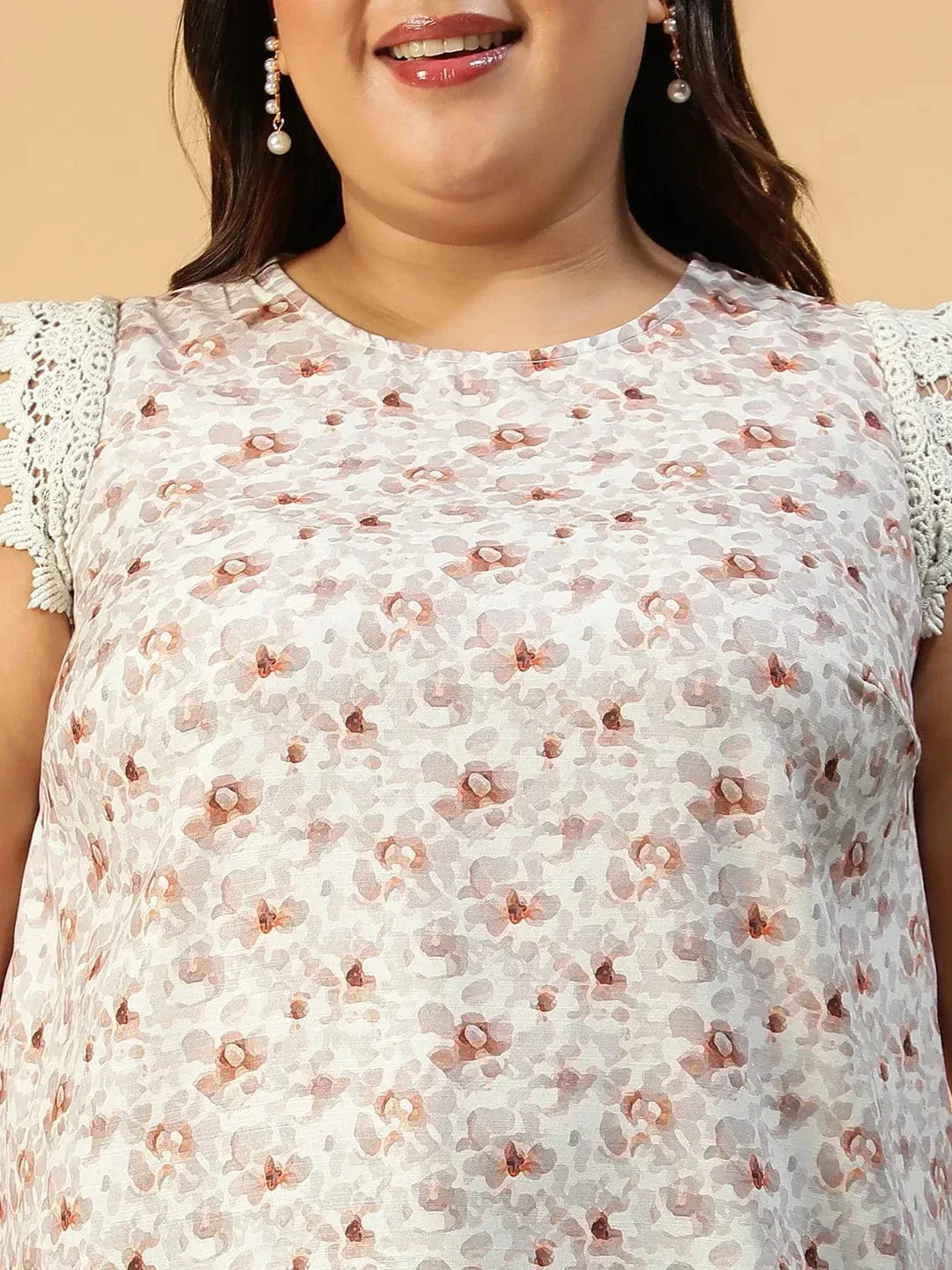 Peach Floral Print Lace Detail Cap Sleeve Plus Size Women Top - oxolloxo