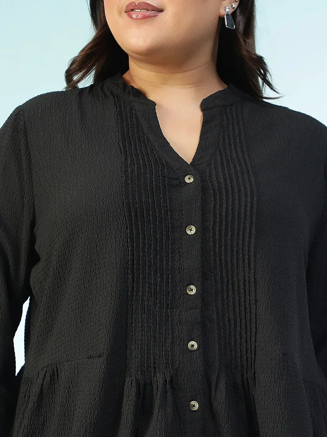 zentail-solid-black-long-sleeve-pleates-detail-button-down-plus-size-women-dobby-tunic