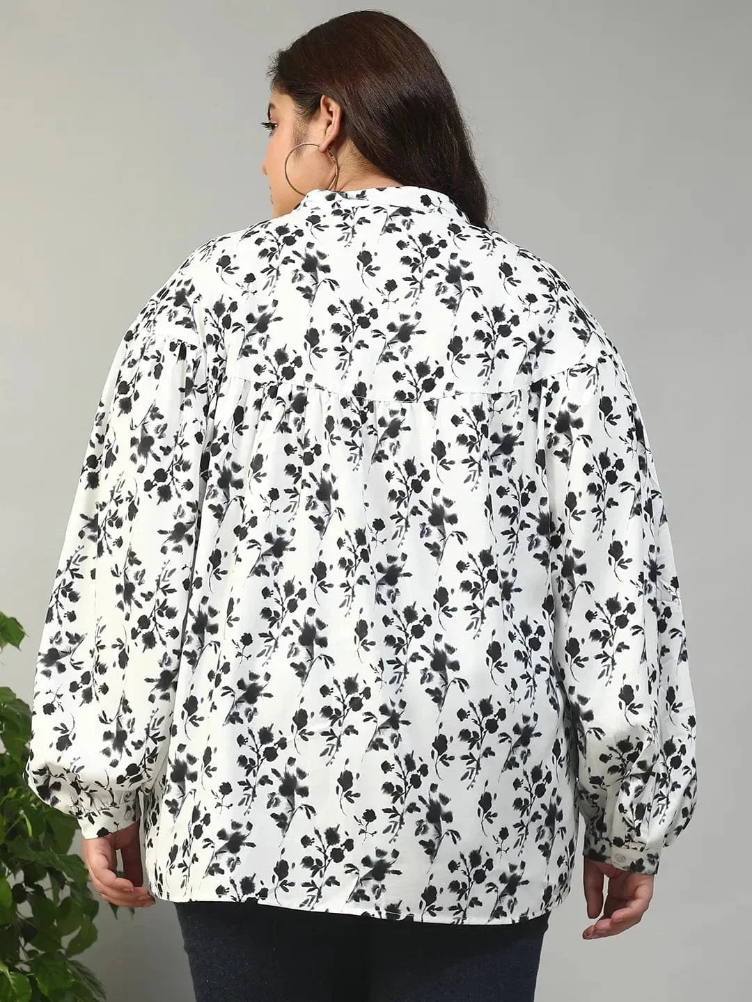 Street White Floral Print Round Neck With Button Placket Long Lantern Sleeve Plus Size Women Top - oxolloxo