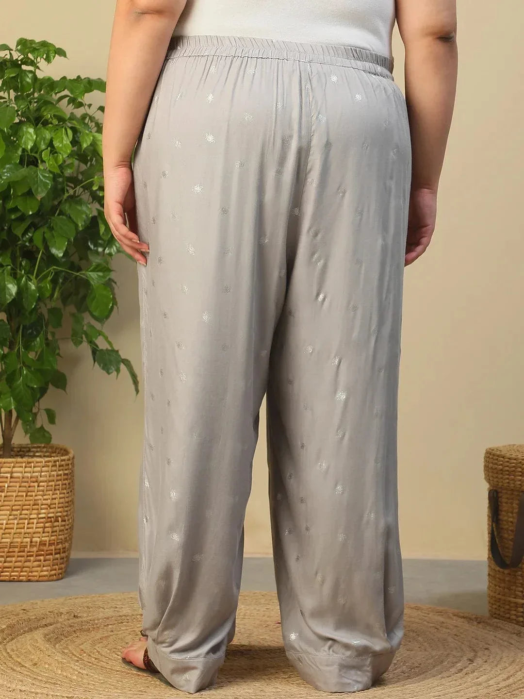 Grey Elasticated Royal Twill Foil Print Plus Size Women Trouser With Front Pockets - oxolloxo