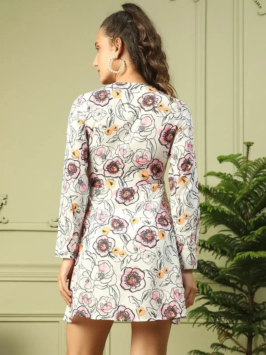 Women White Floral Print Long Sleeve V-Neck Above Knee Length Wrap Dress - oxolloxo