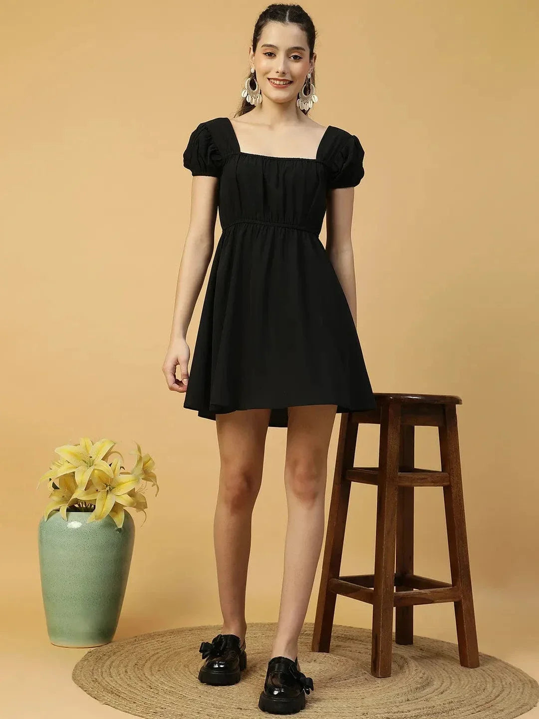 Super Black Short Sleeve Elasticated Women midi dress - oxolloxo