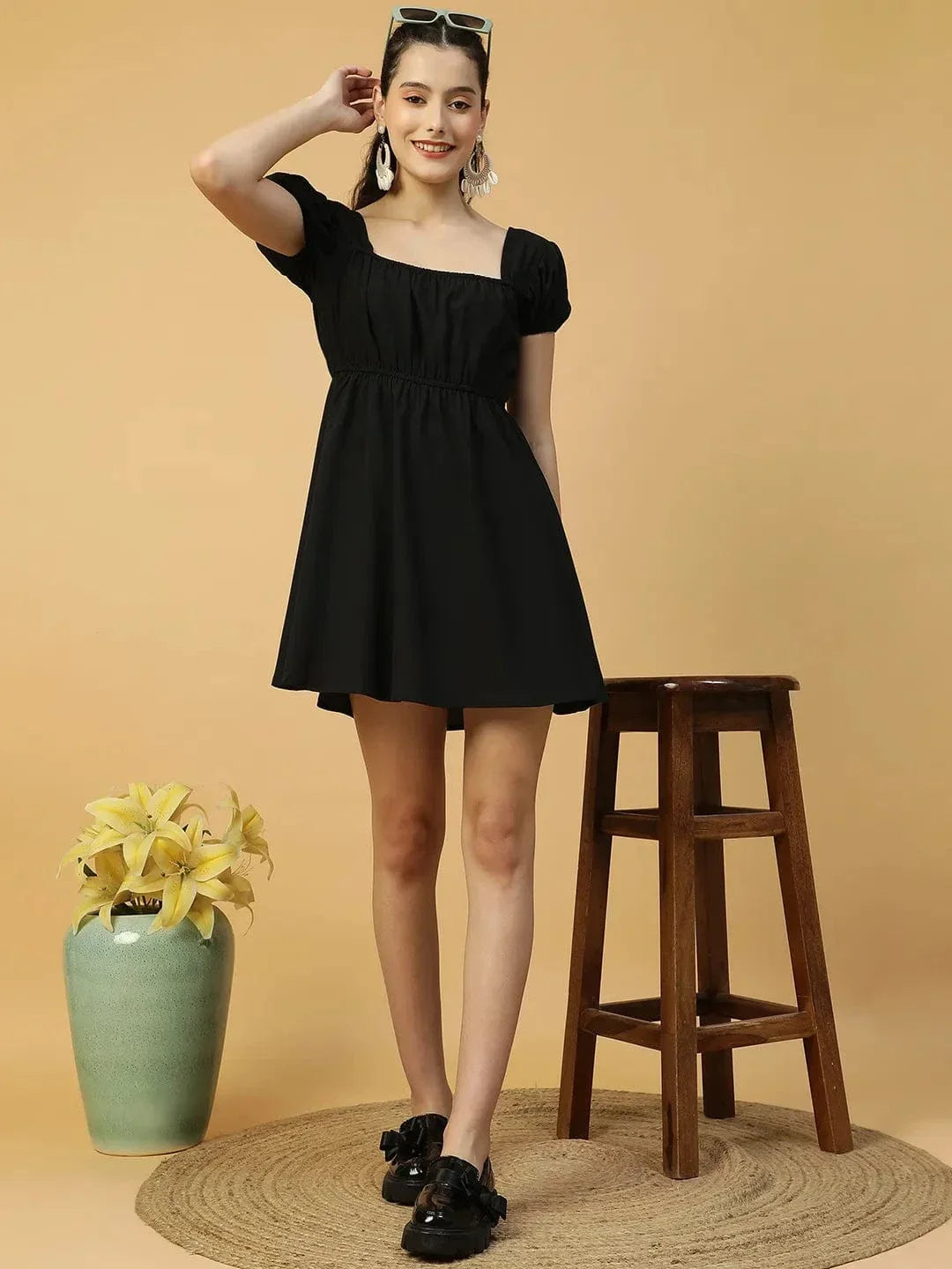 Super Black Short Sleeve Elasticated Women midi dress - oxolloxo