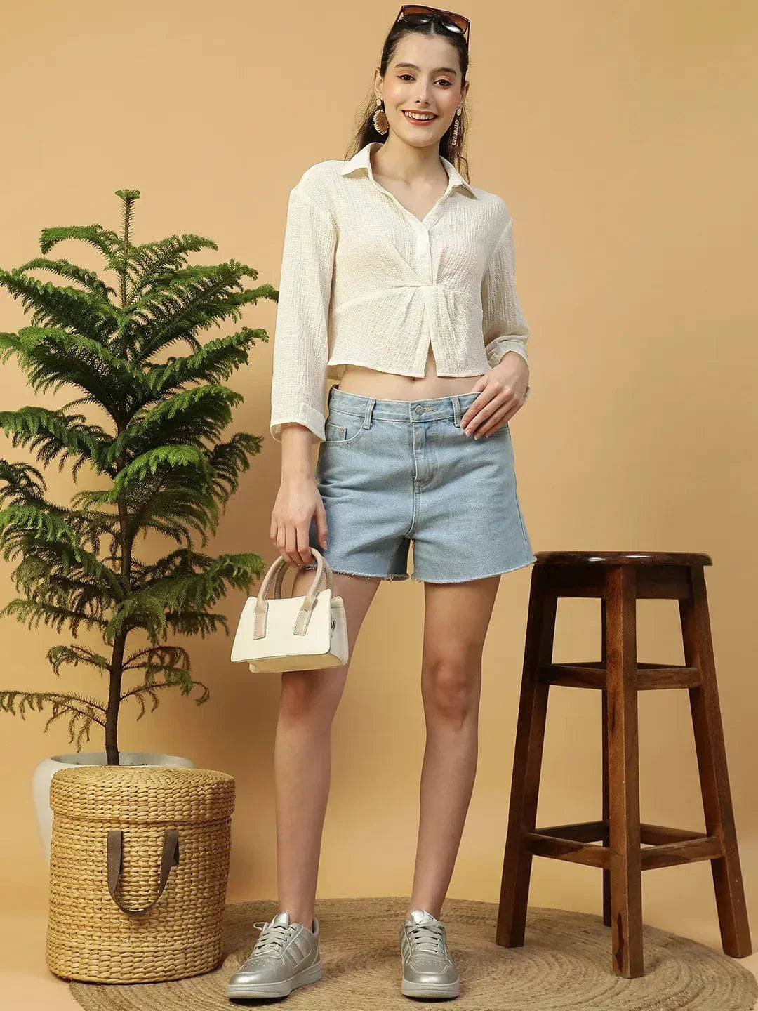 Off-White Long Sleeve Open Collar Women Crop Shirt - oxolloxo