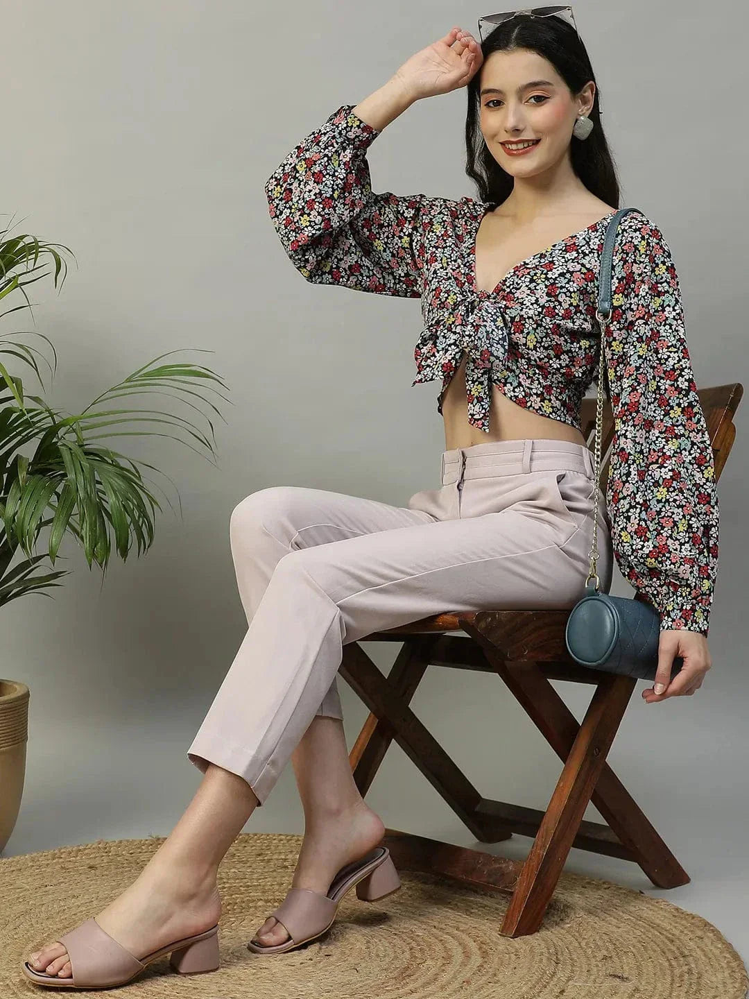 Multicolor Floral Print Tie-knotted long Sleeve Crop Women Top - oxolloxo