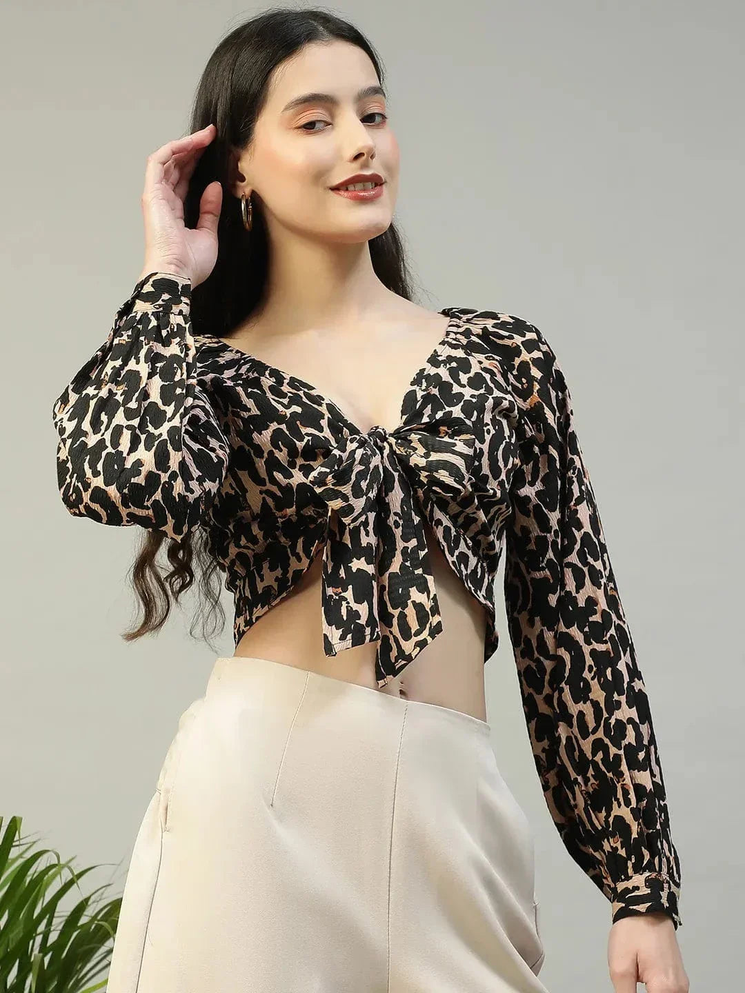 Black Animal Print V-Neck Tie-knotted long Sleeve Women Crop Top - oxolloxo