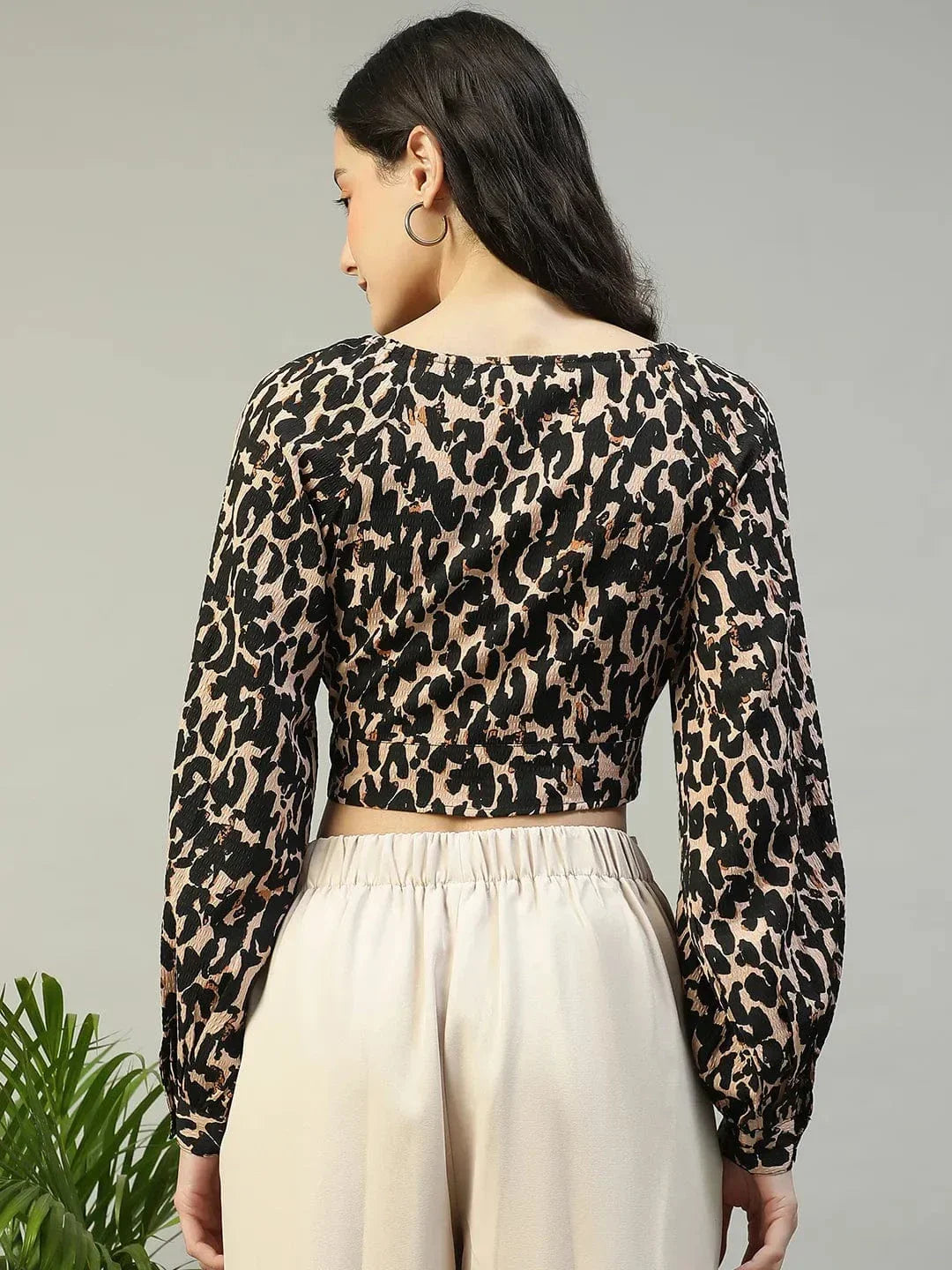 Black Animal Print V-Neck Tie-knotted long Sleeve Women Crop Top - oxolloxo
