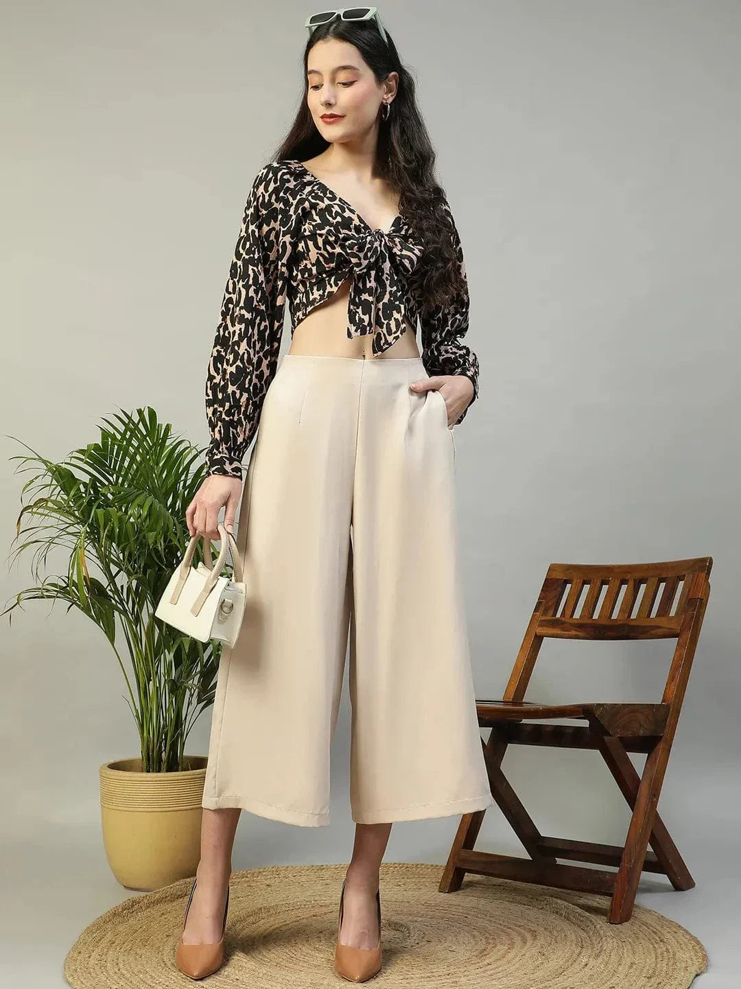 Black Animal Print V-Neck Tie-knotted long Sleeve Women Crop Top - oxolloxo