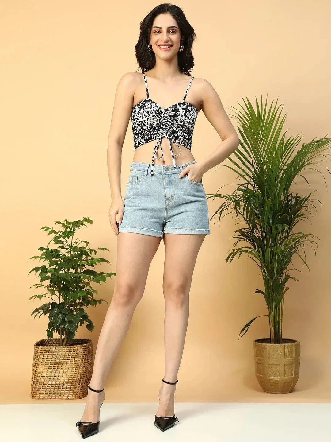 Crazy Black Animal Print Smocking Deatiled Sleeveless Women Crop Top - oxolloxo