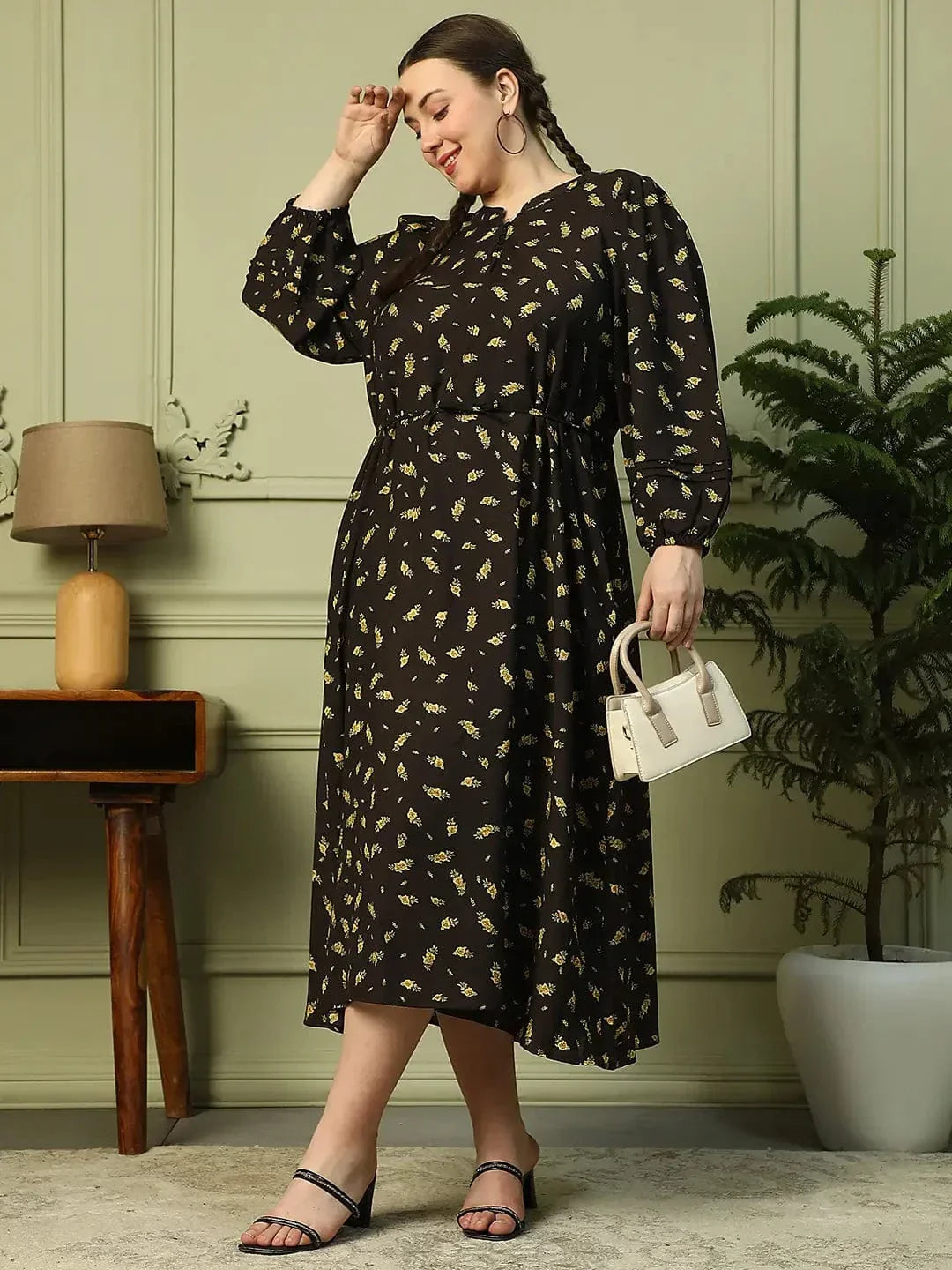 Dapper Black Floral Print Long Sleeve Women Plus Size Maxi Dress With Waist Tie-Up Belt - oxolloxo