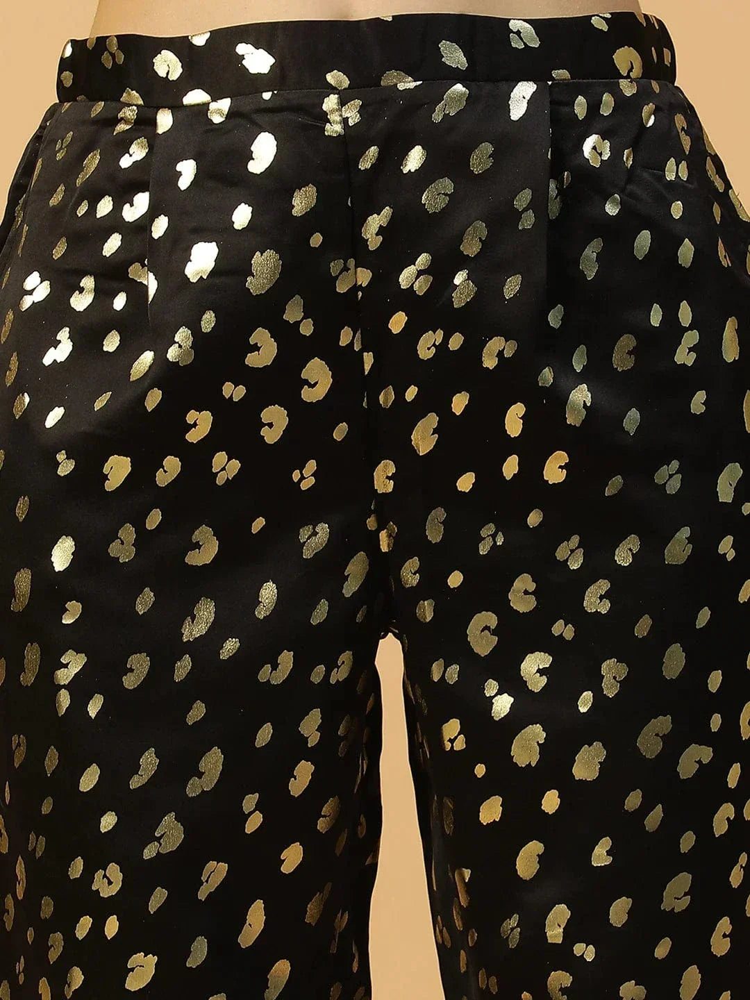 Sanguine Black Foil Print Elasticated Women Pant - oxolloxo