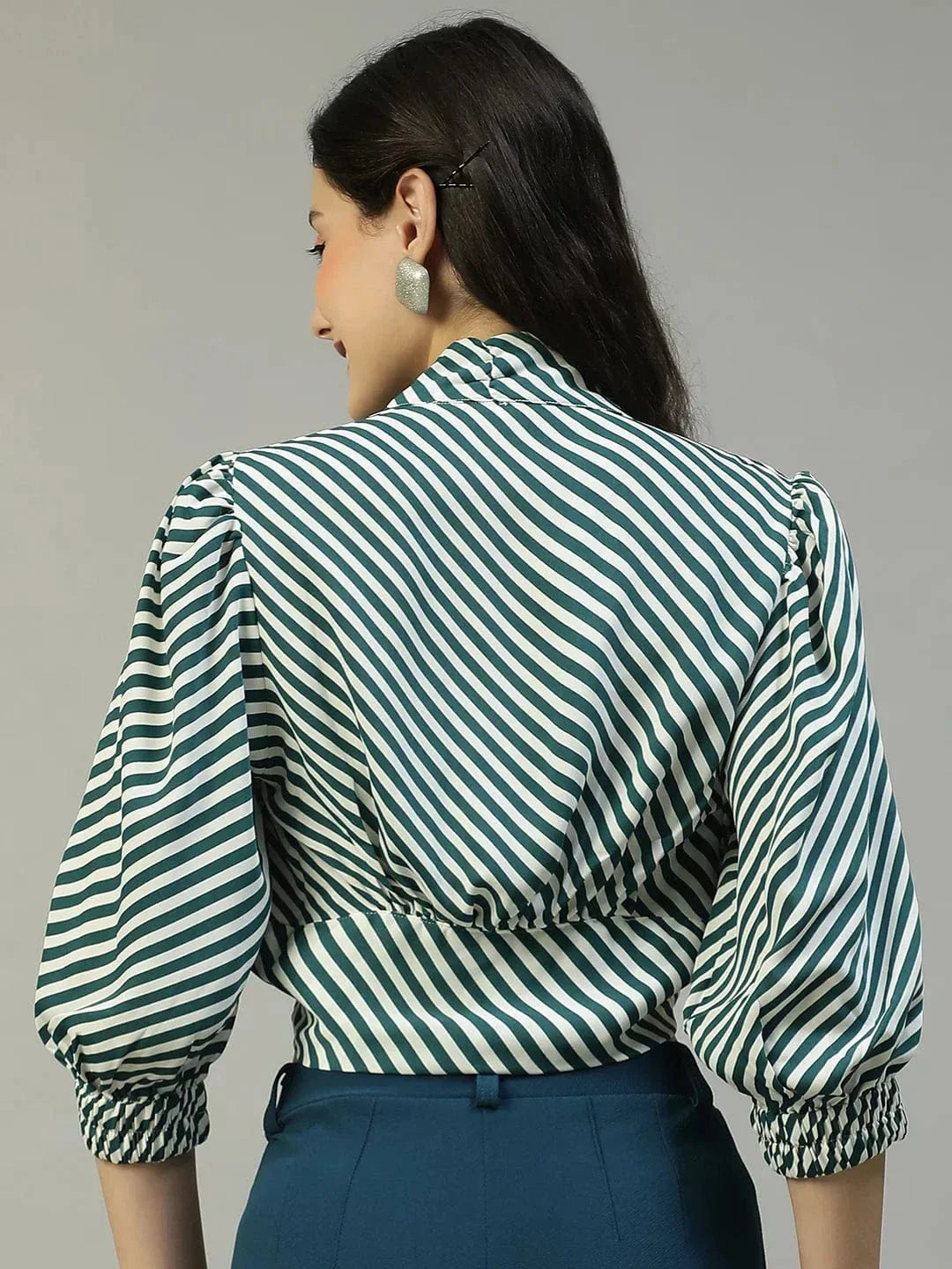 Striking Green Stripe Print Tie-Knot Detail Women Crop Top - oxolloxo